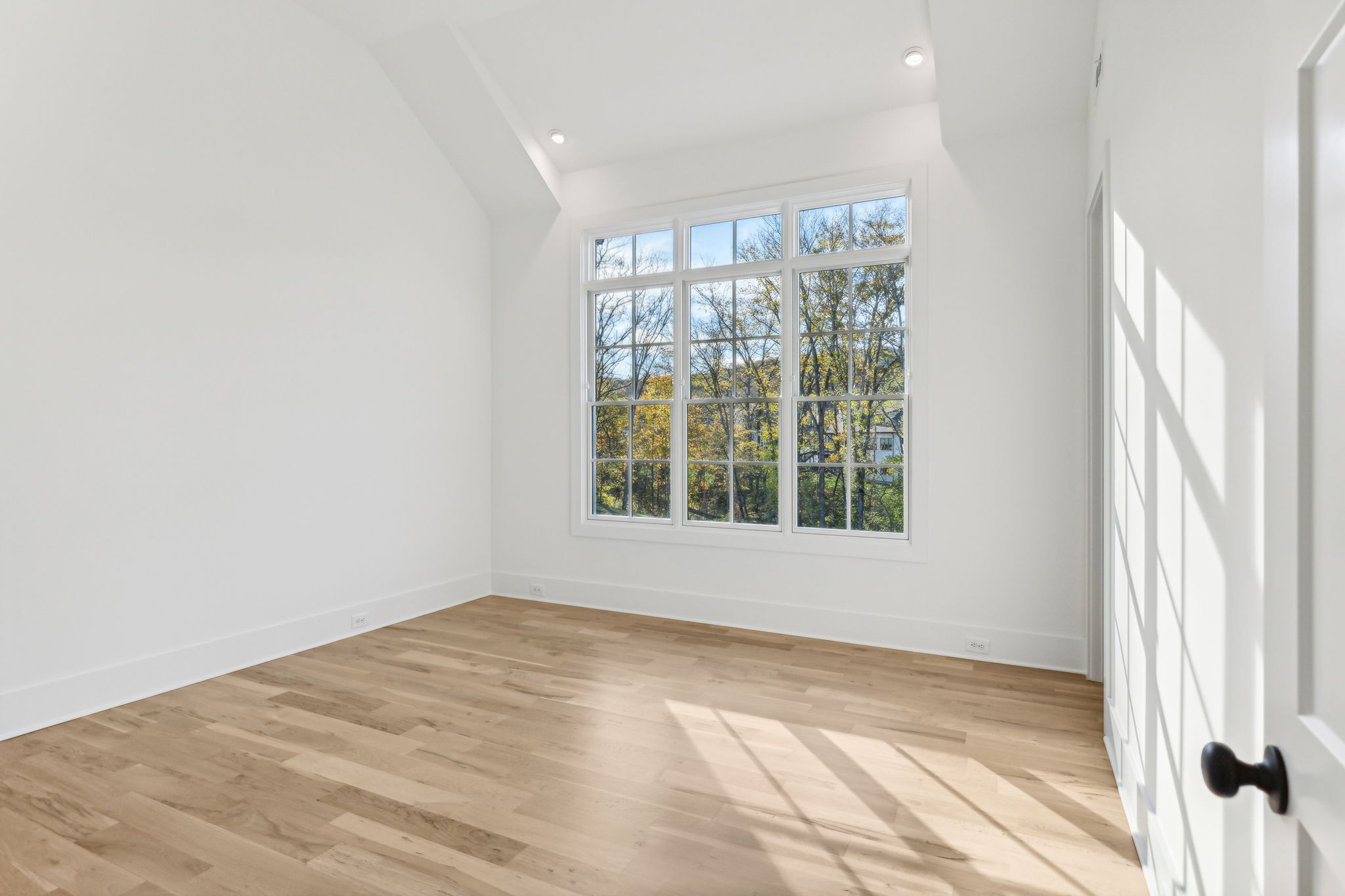 1620 Kaschlina Point