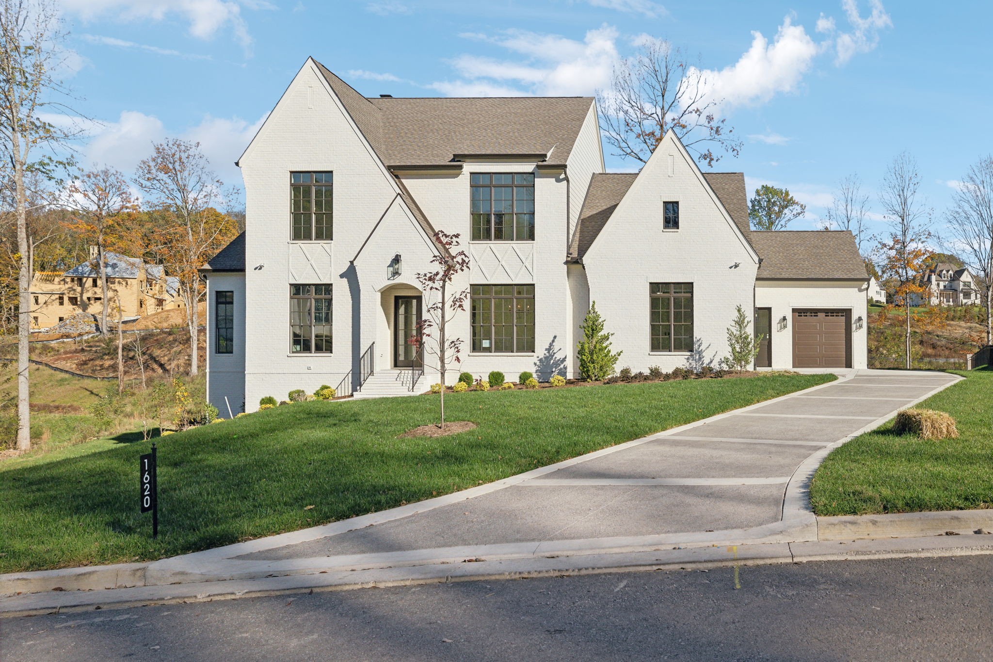 1620 Kaschlina Point