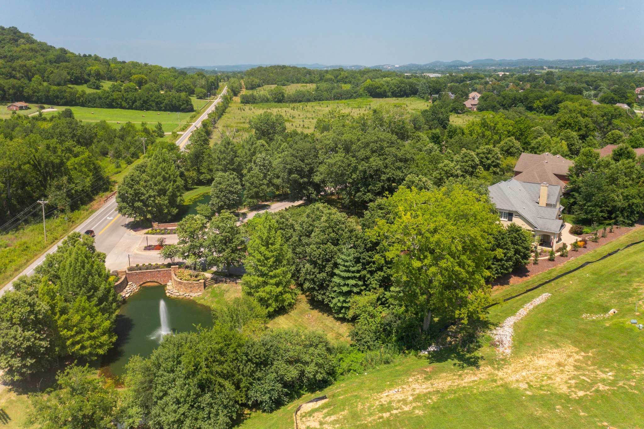 102 Stream Valley Blvd