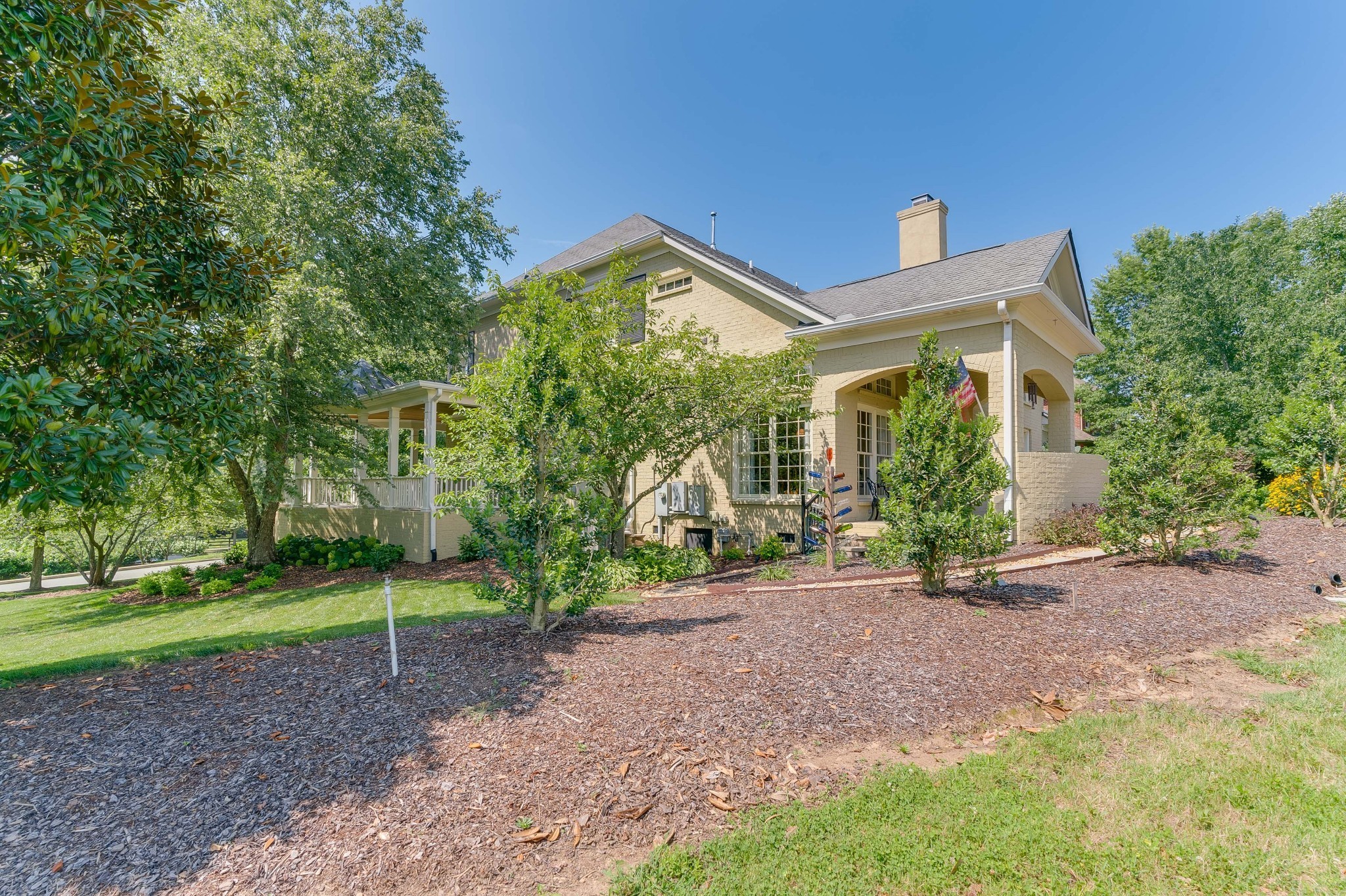 102 Stream Valley Blvd