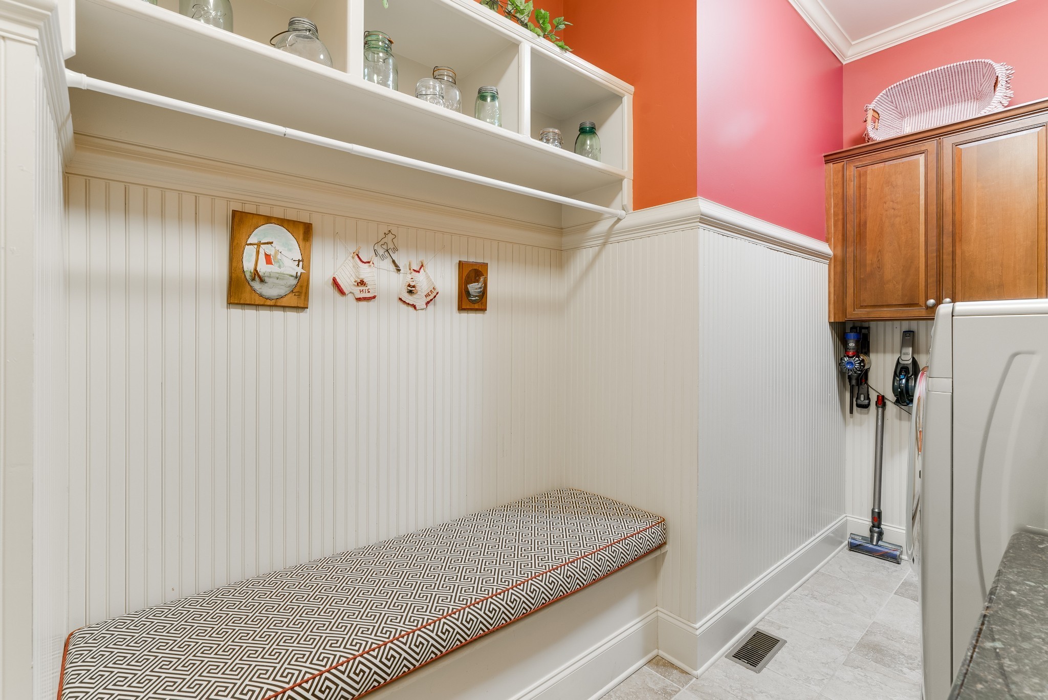 102 Stream Valley Blvd