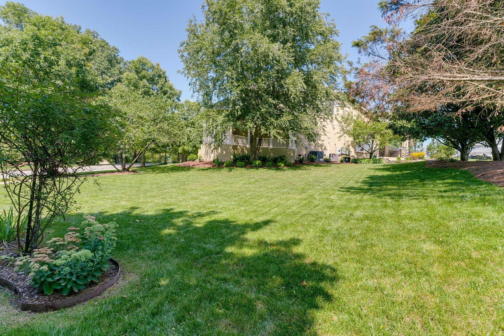 102 Stream Valley Blvd