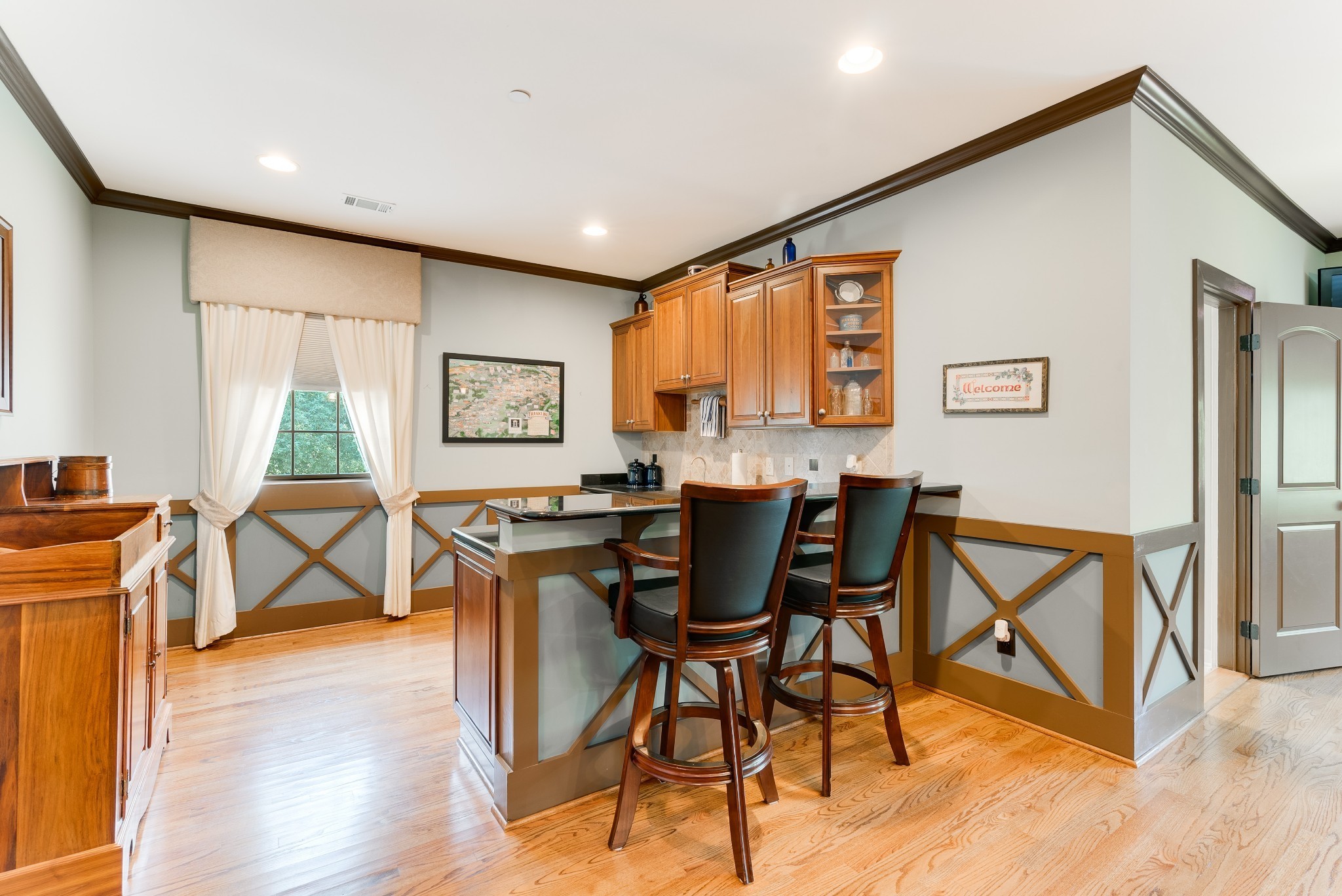 102 Stream Valley Blvd