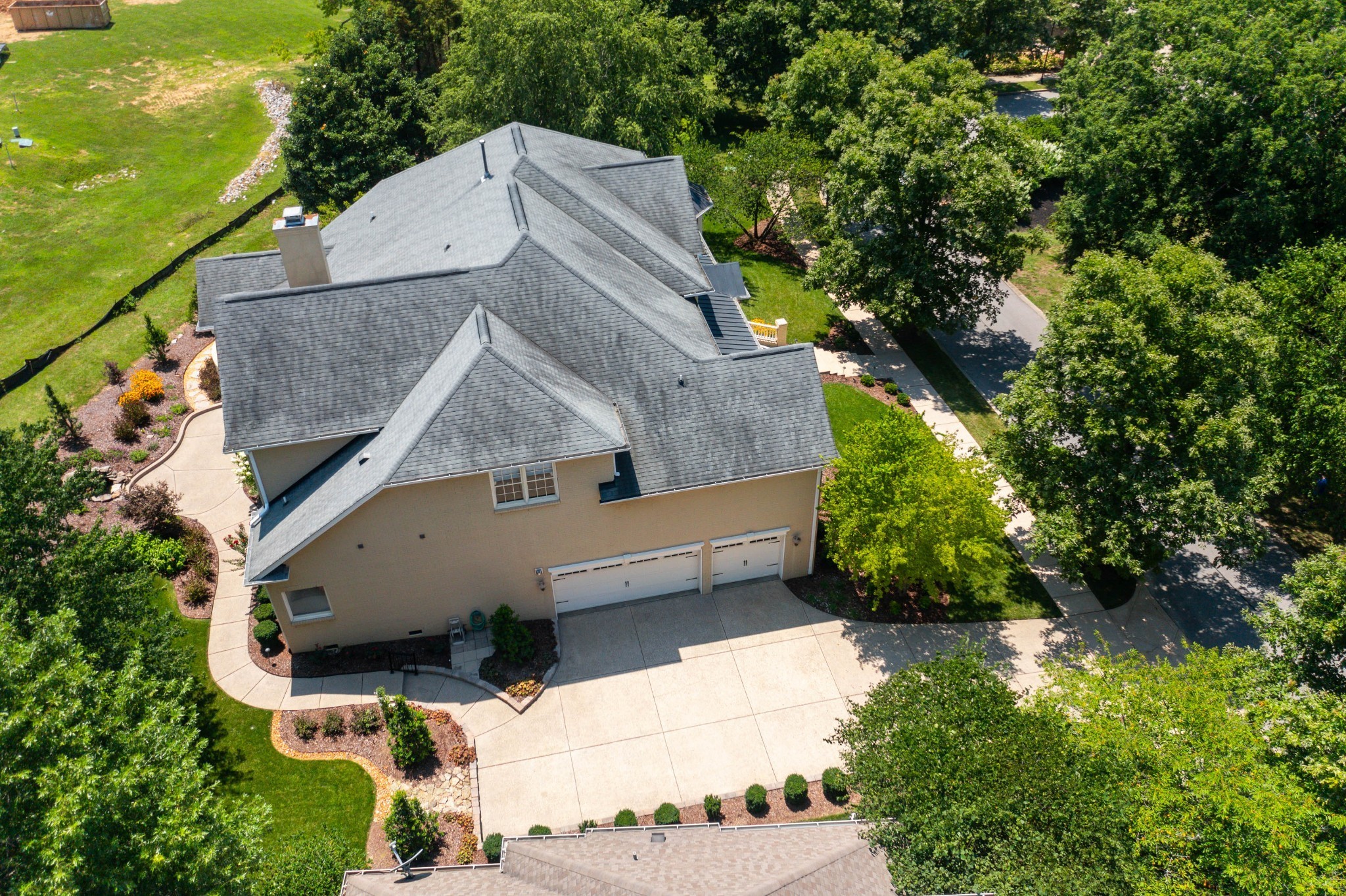 102 Stream Valley Blvd