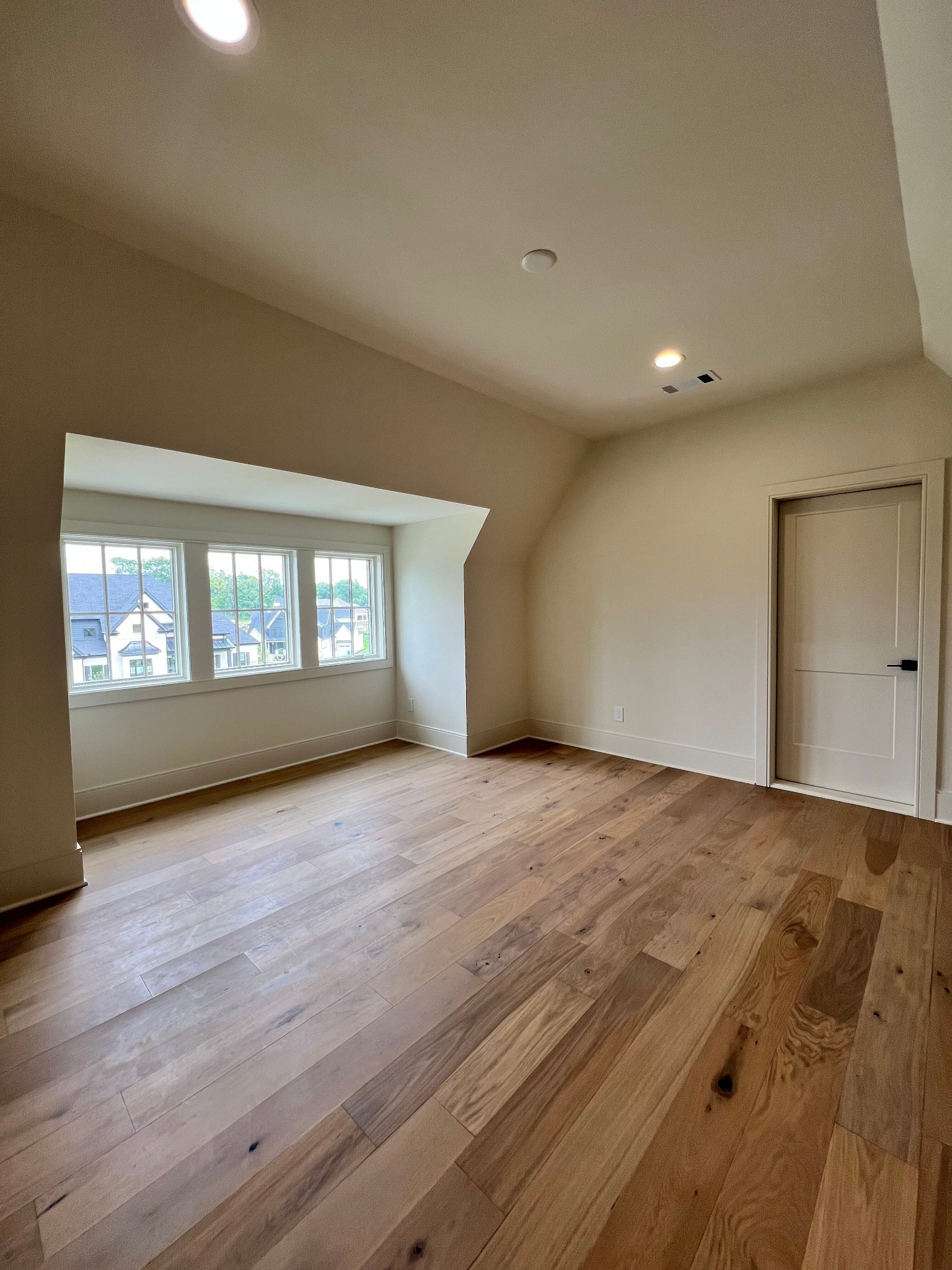 1629 Kaschlina Point