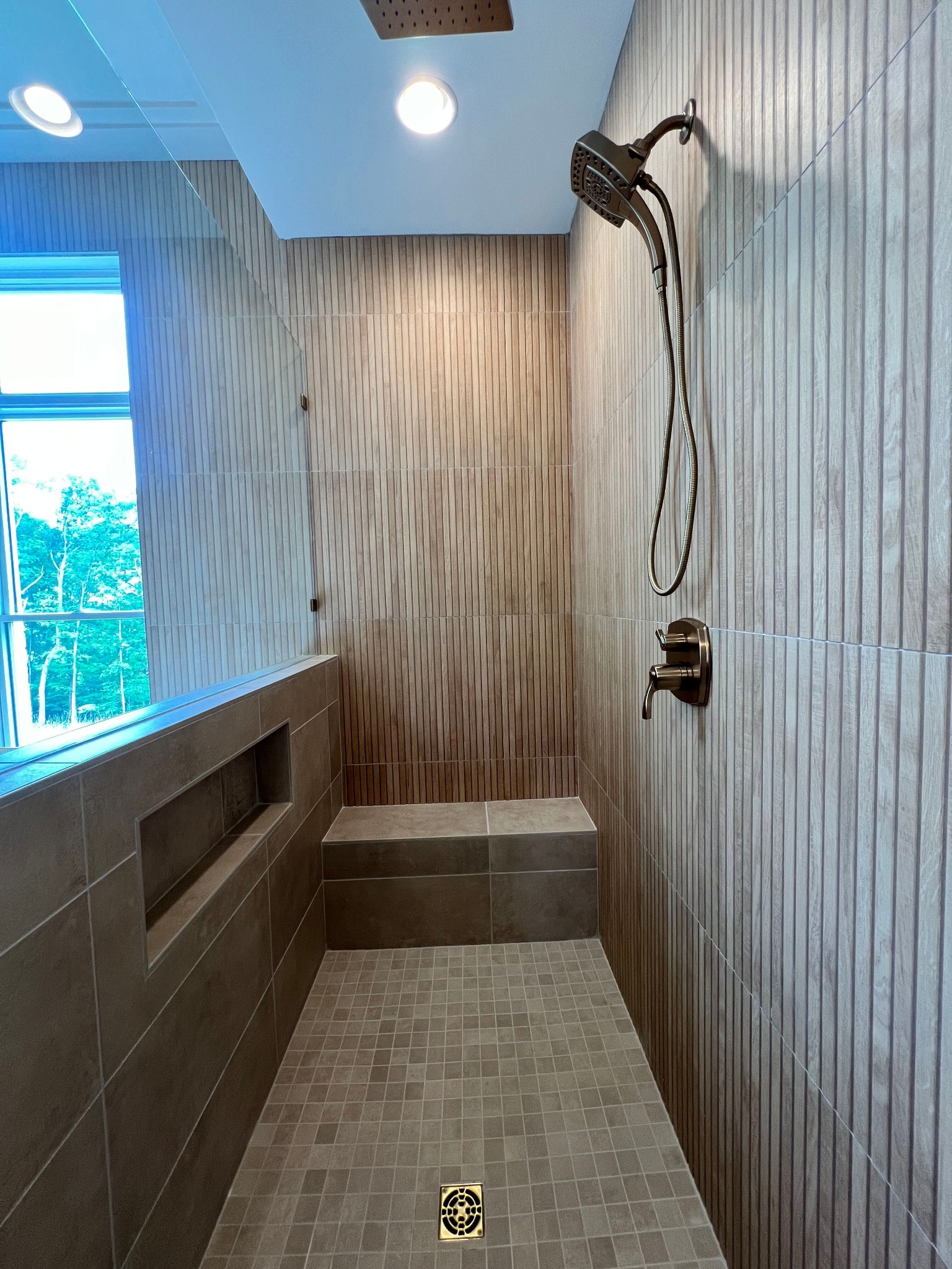 1629 Kaschlina Point