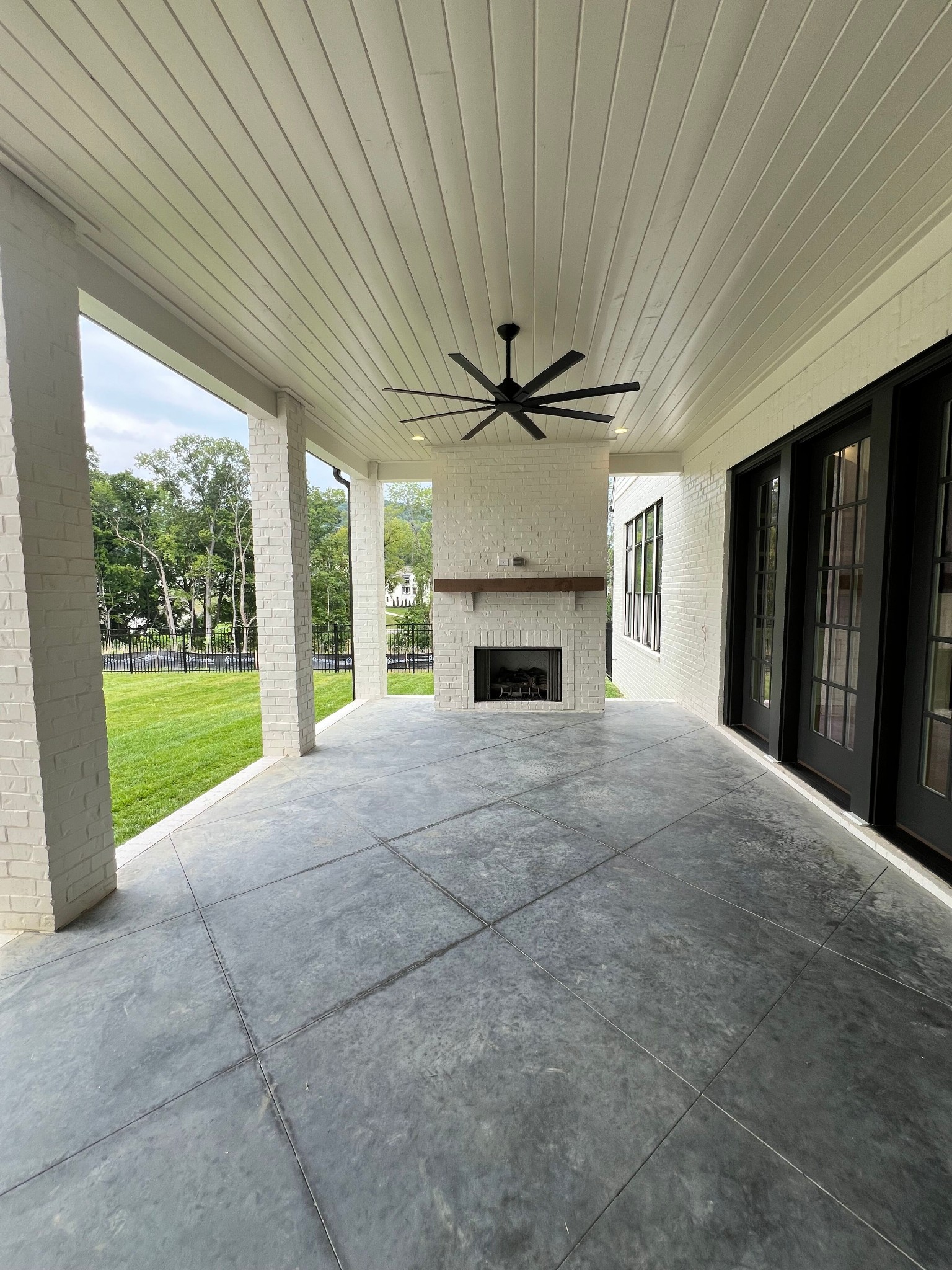 1629 Kaschlina Point