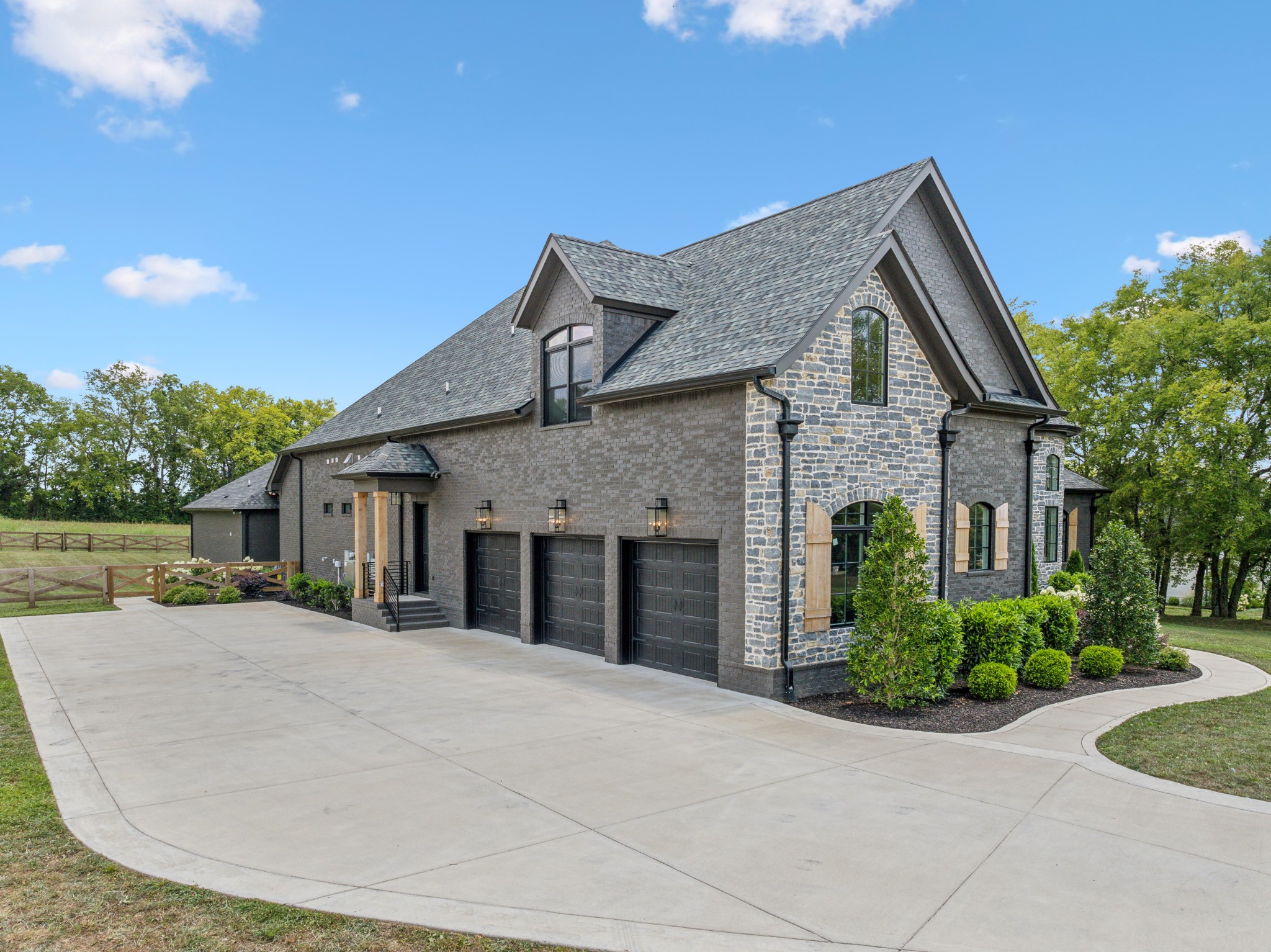 2622 Clayton Arnold Rd