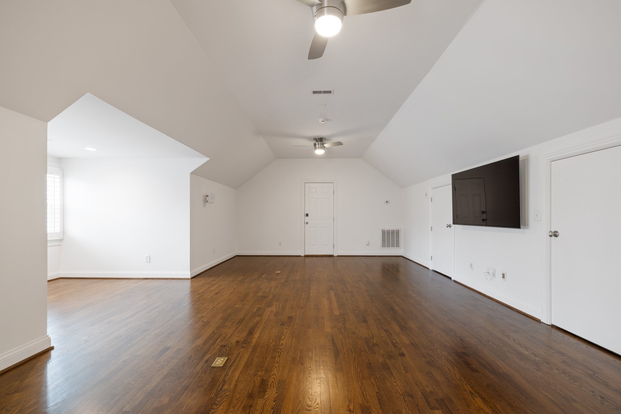 1628 Championship Blvd