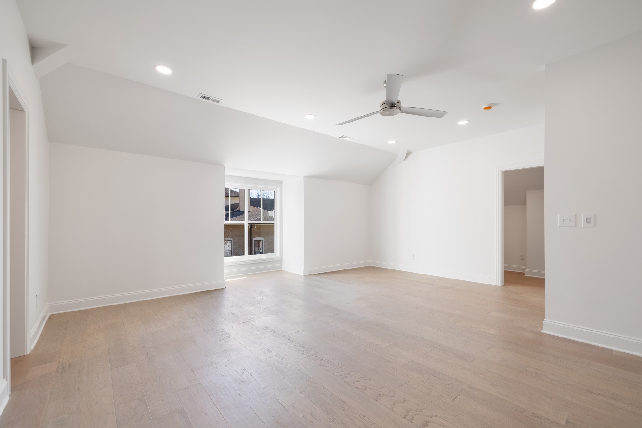 1628 Championship Blvd