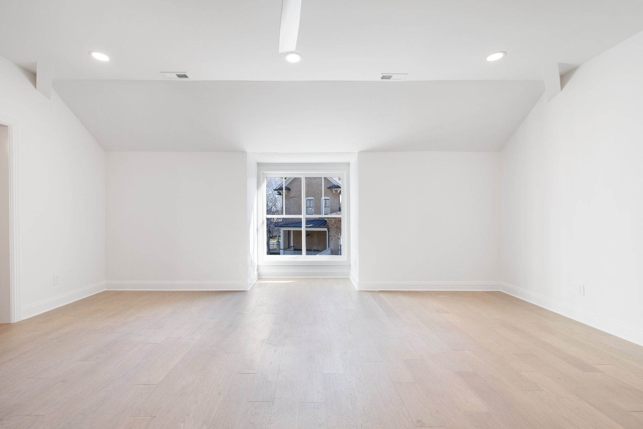 1628 Championship Blvd