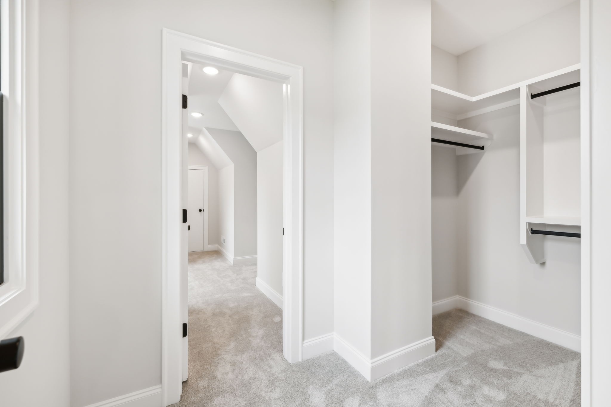 1645 Honeyman Pt