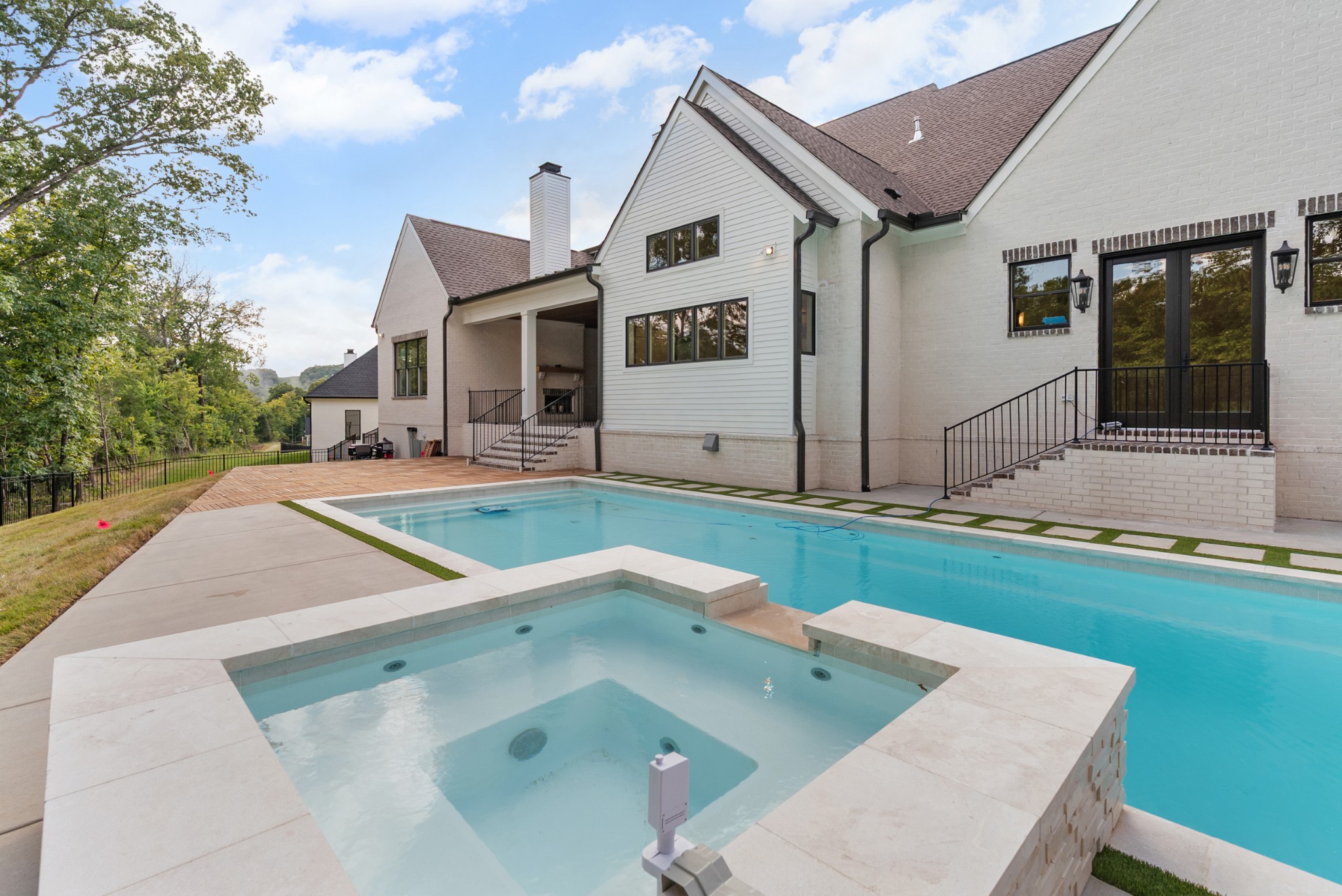 1662 Geralds Dr