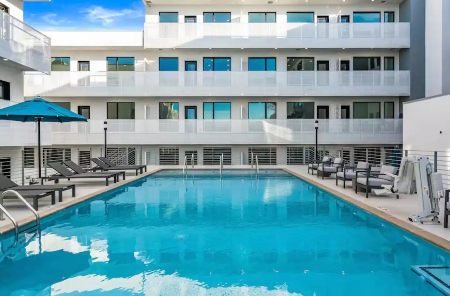 920 South St Unit: 410