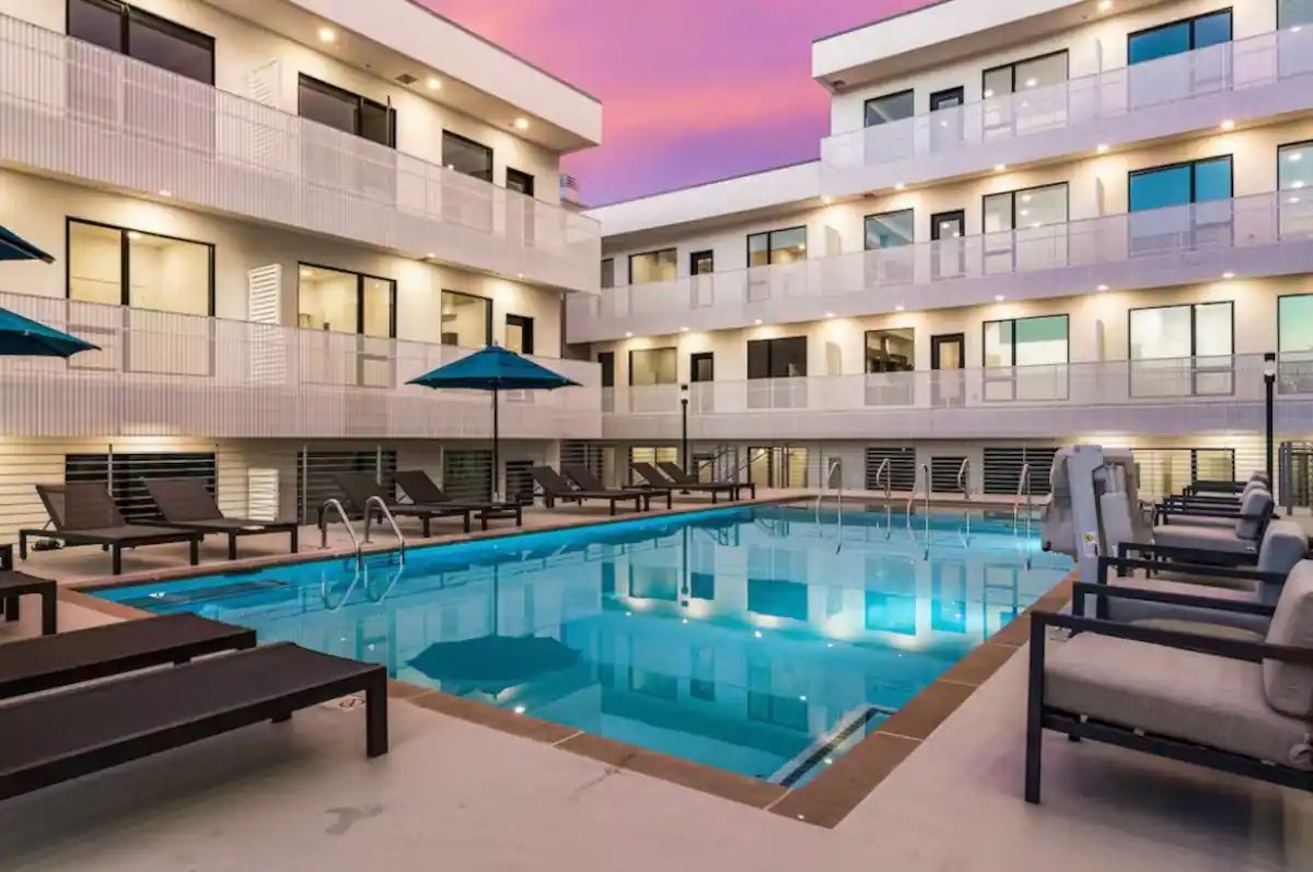 920 South St Unit: 410