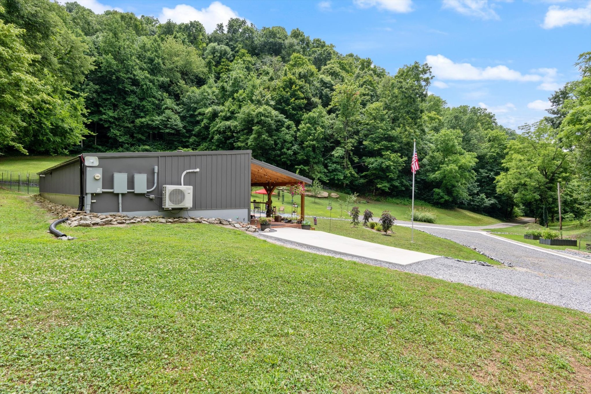 8491 Gainesboro Hwy