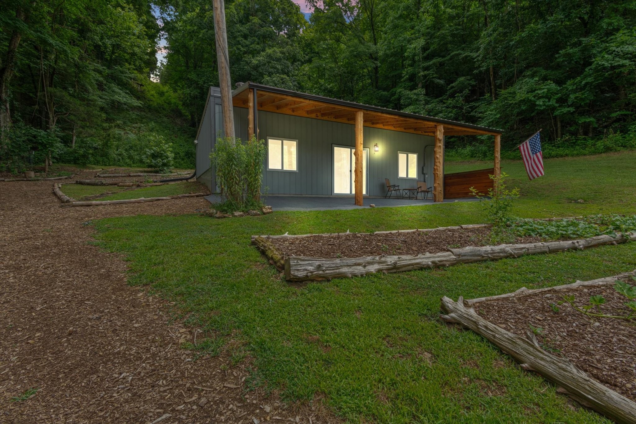 8491 Gainesboro Hwy