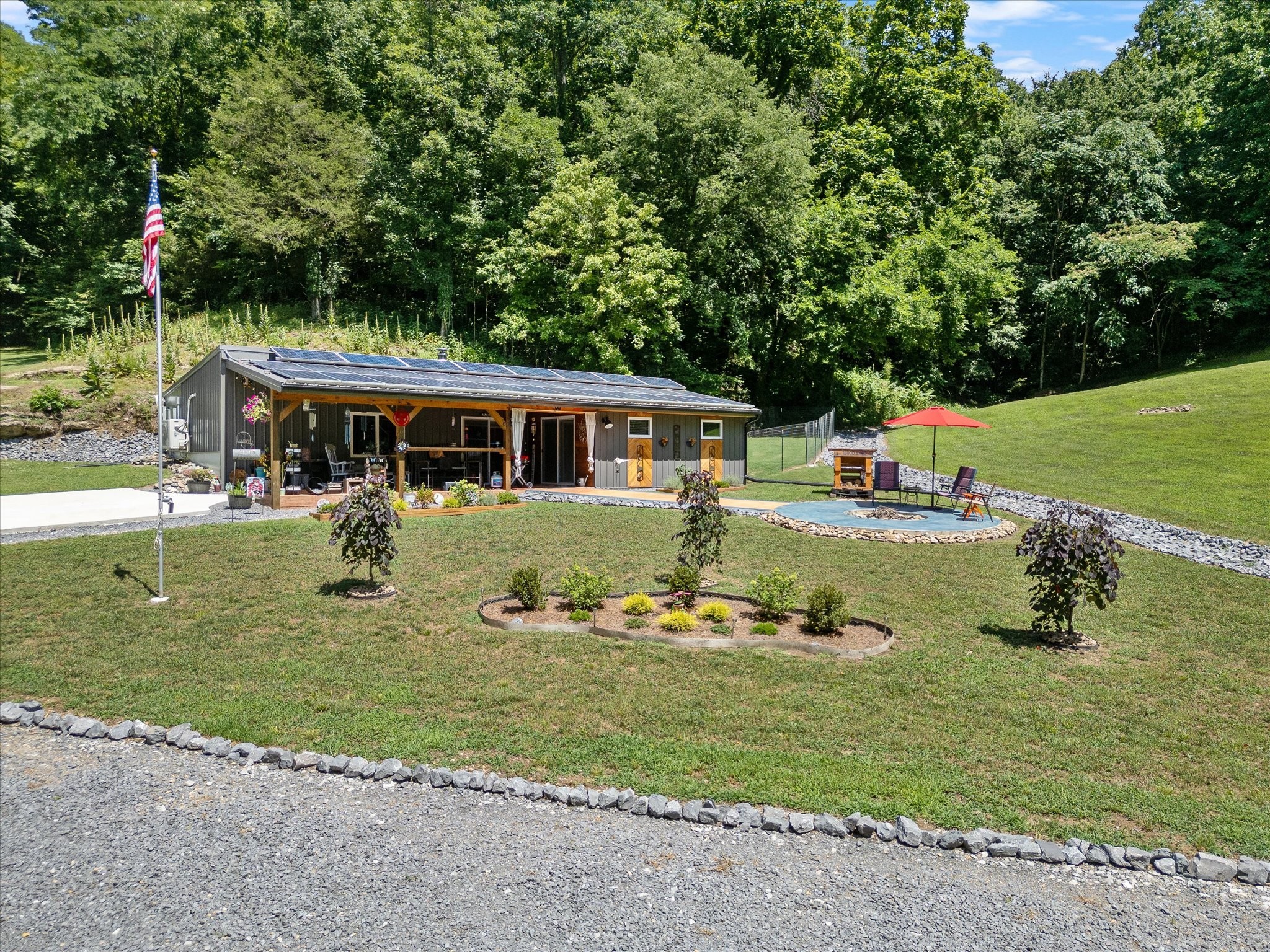 8491 Gainesboro Hwy