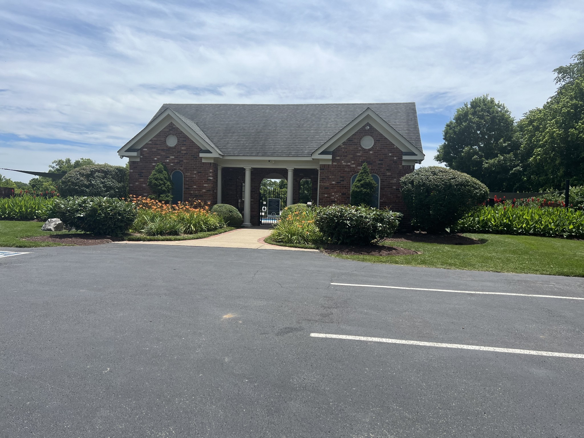 627 Ploughmans Bend Dr