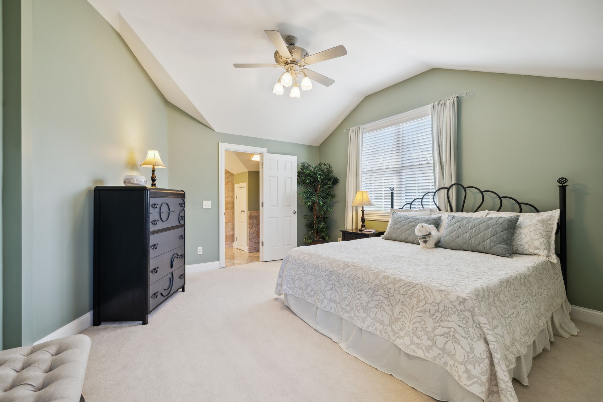 4341 Ambergate Ct