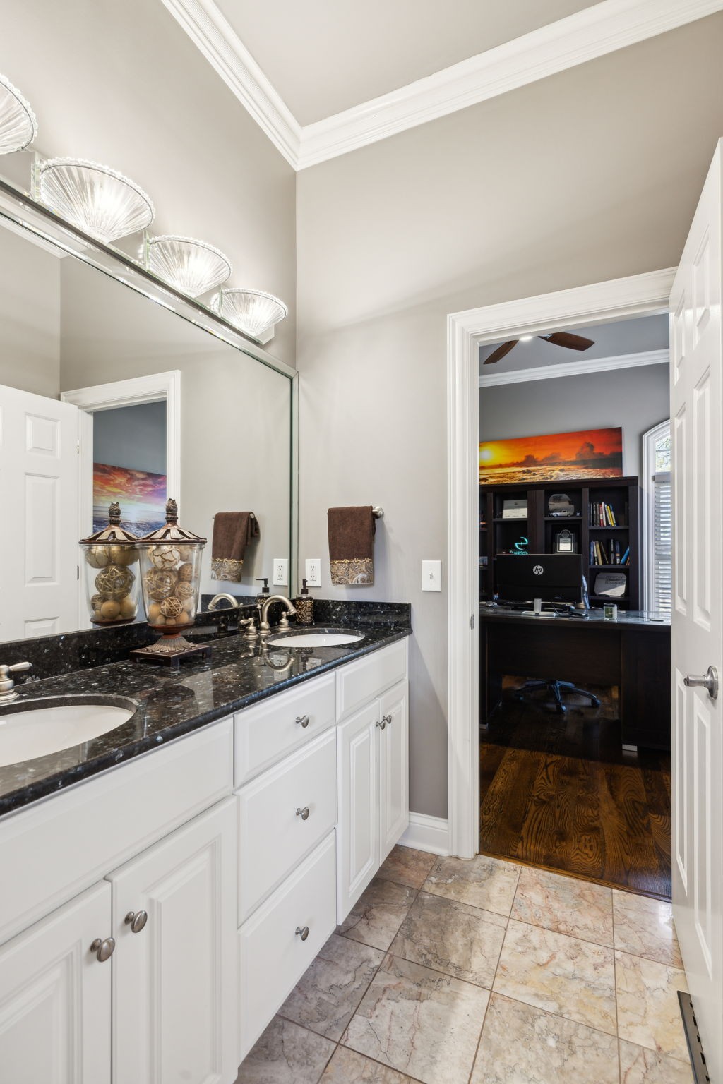 4341 Ambergate Ct