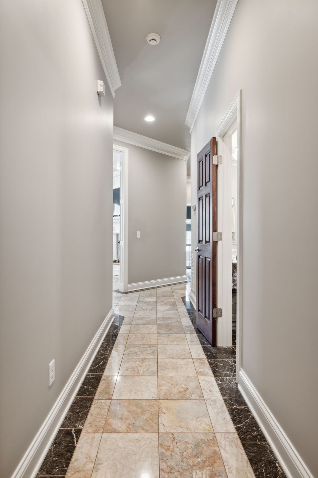 4341 Ambergate Ct