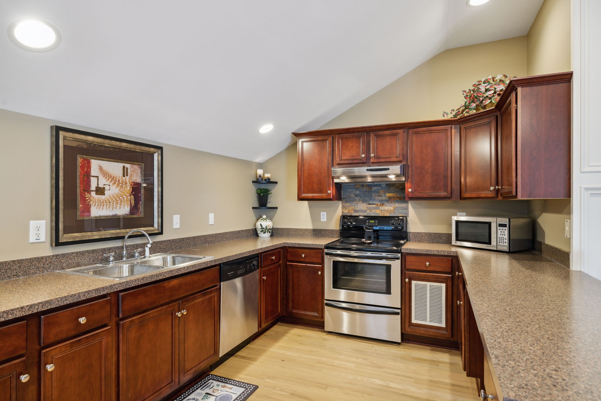 4341 Ambergate Ct