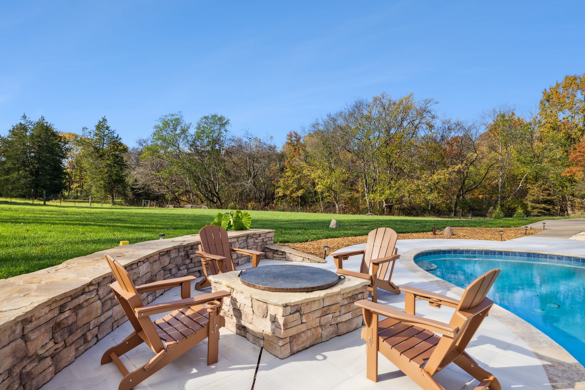 4341 Ambergate Ct