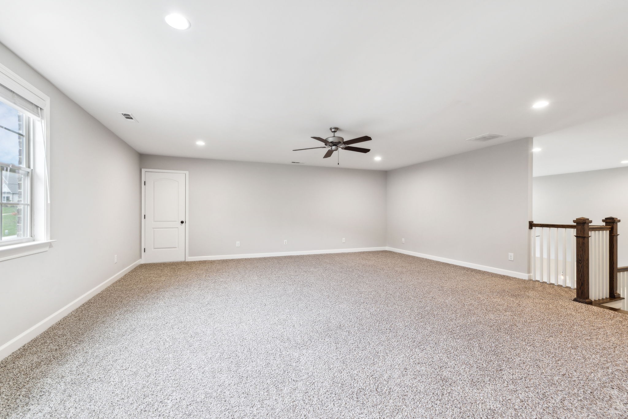 9600 Stonebluff Dr