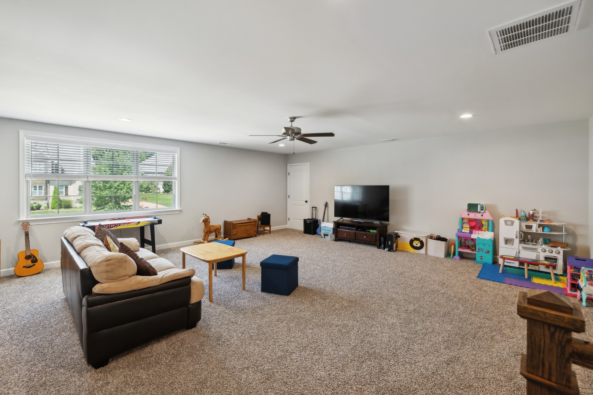 9600 Stonebluff Dr