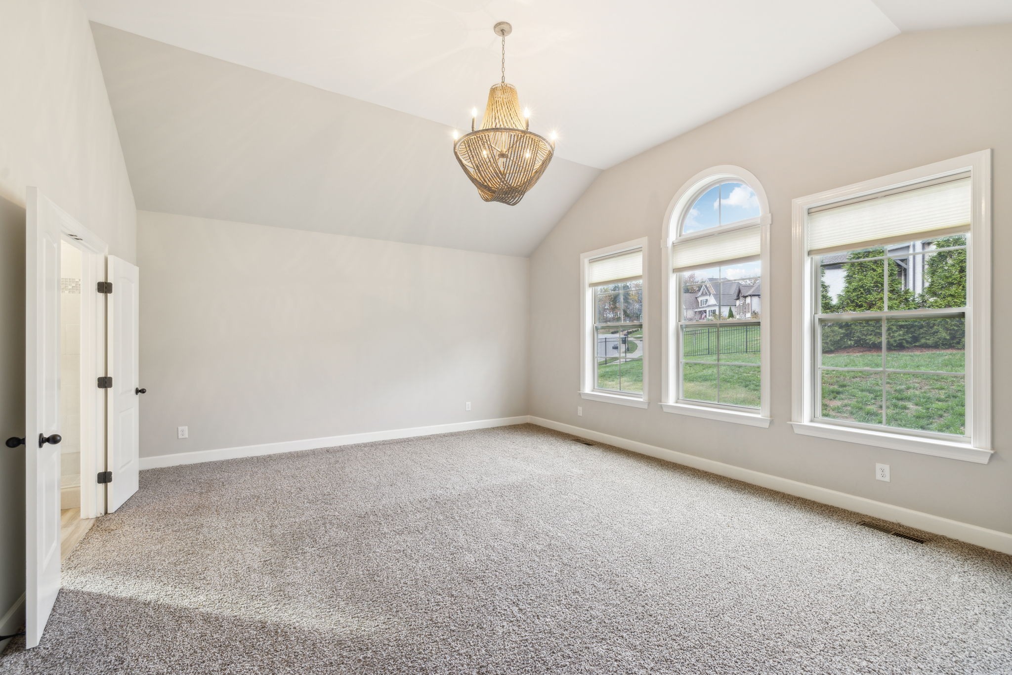9600 Stonebluff Dr