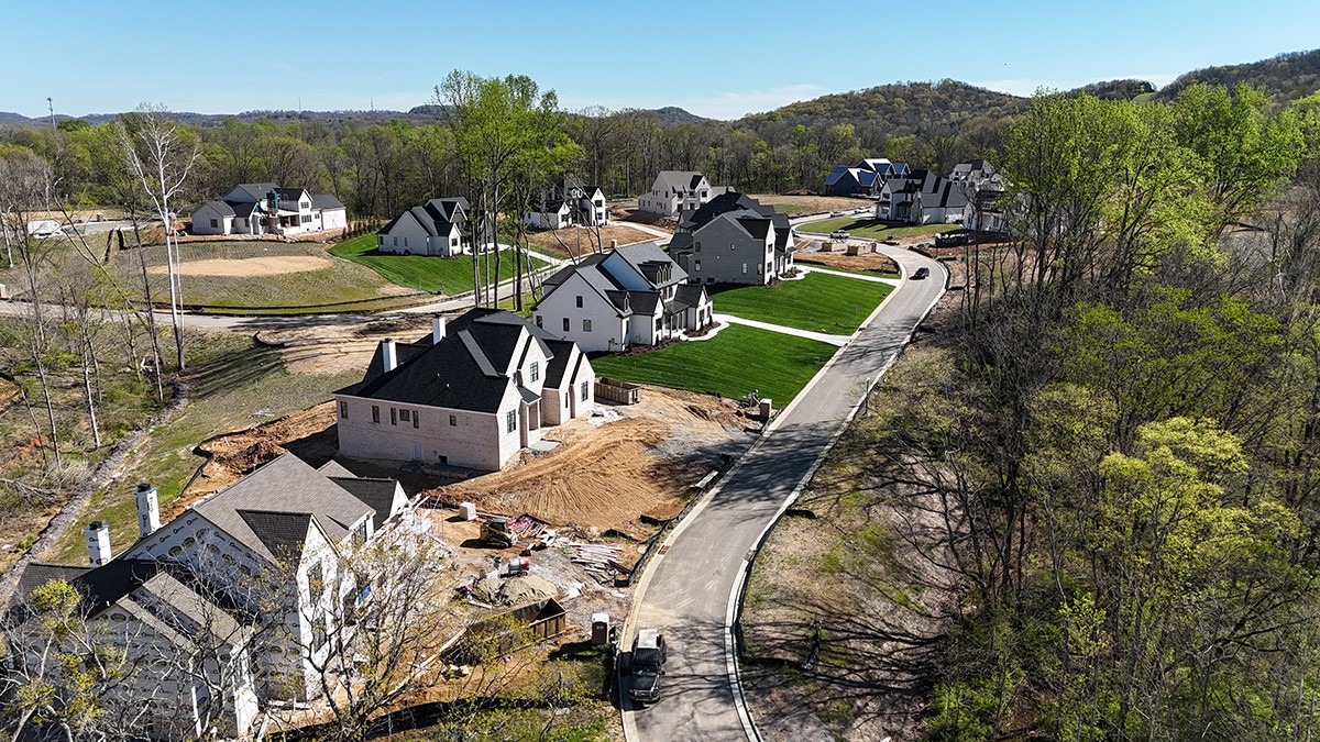 1636 Champagne Court