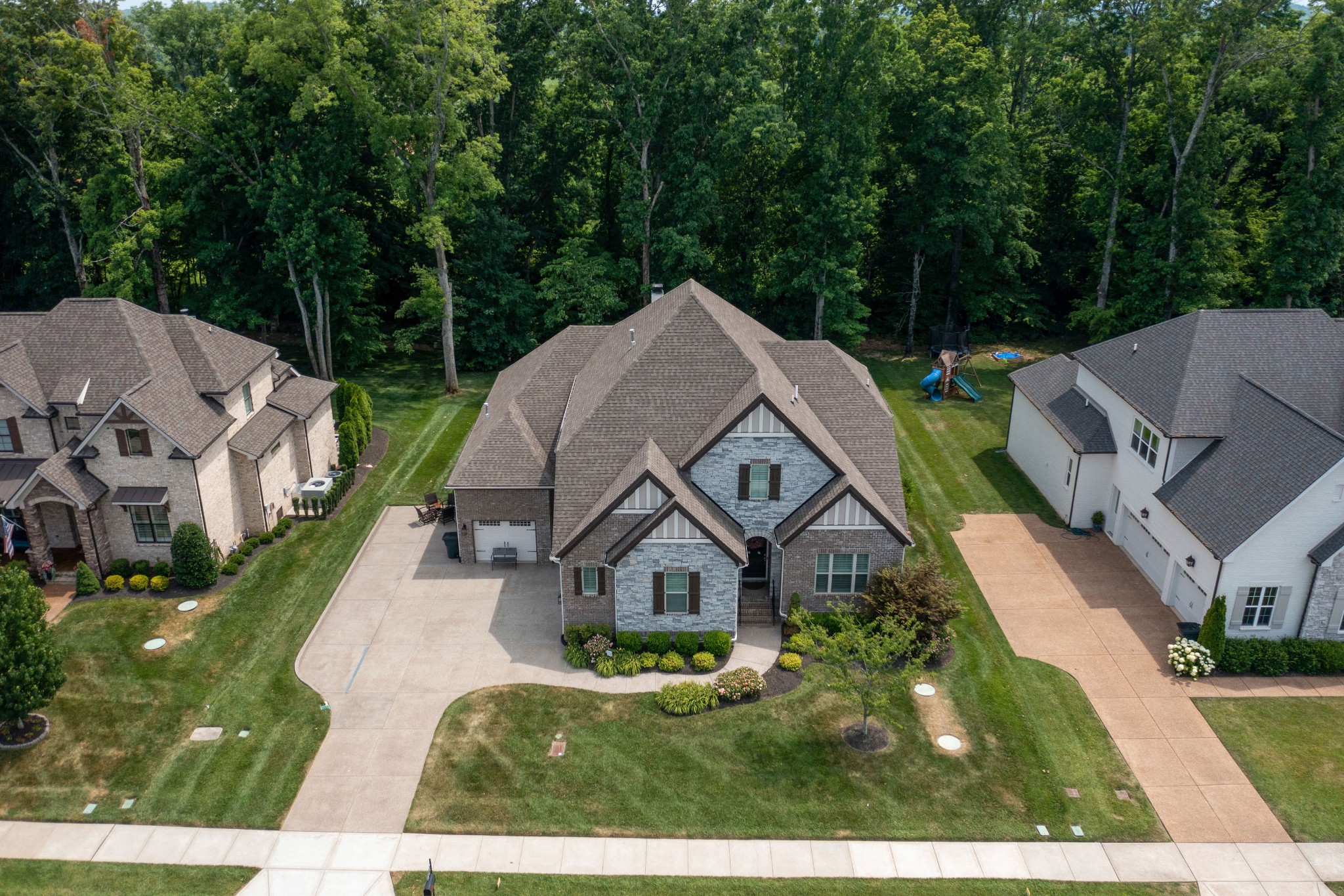4071 Old Light Cir