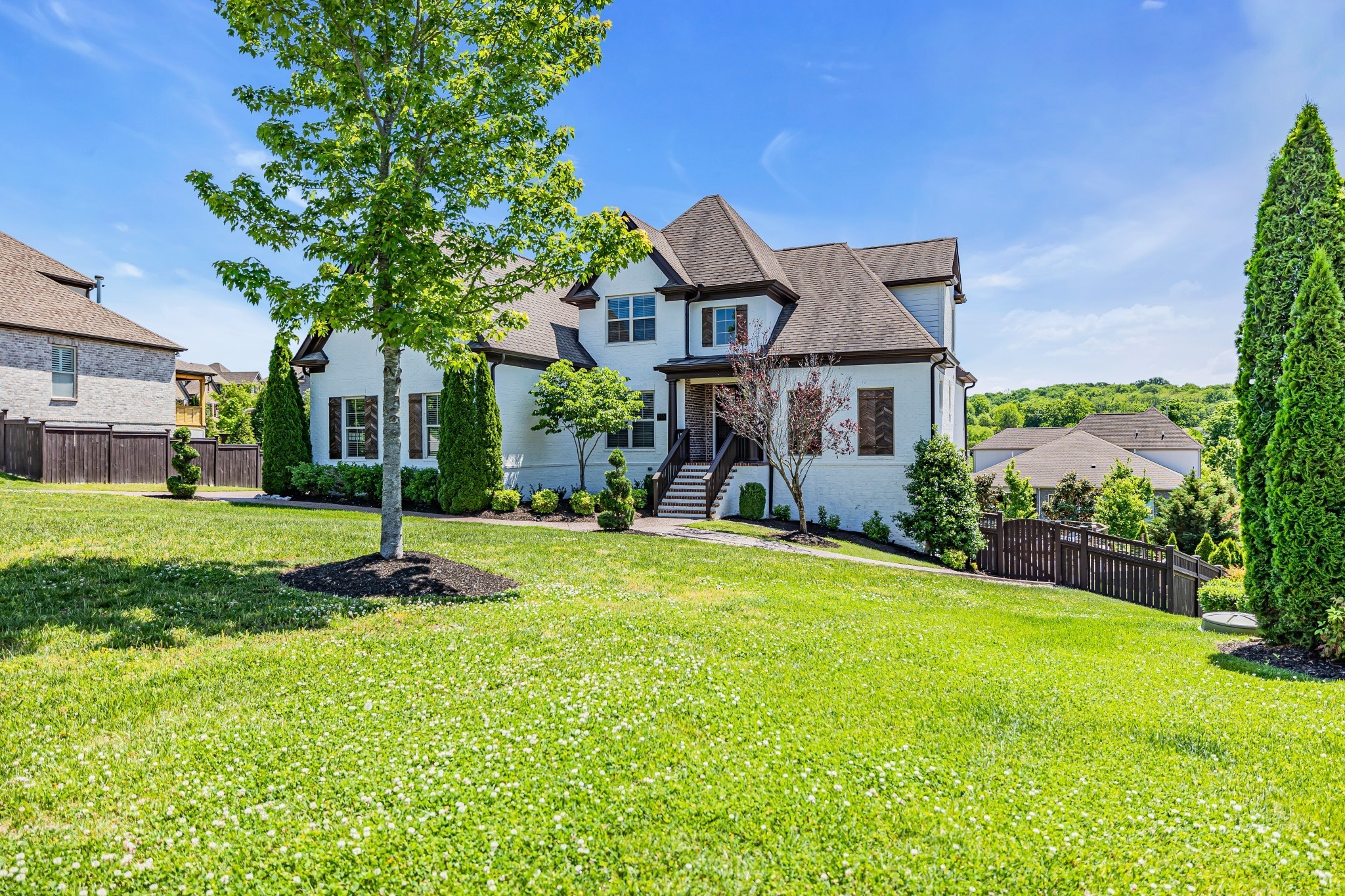 318 Crescent Moon Cir