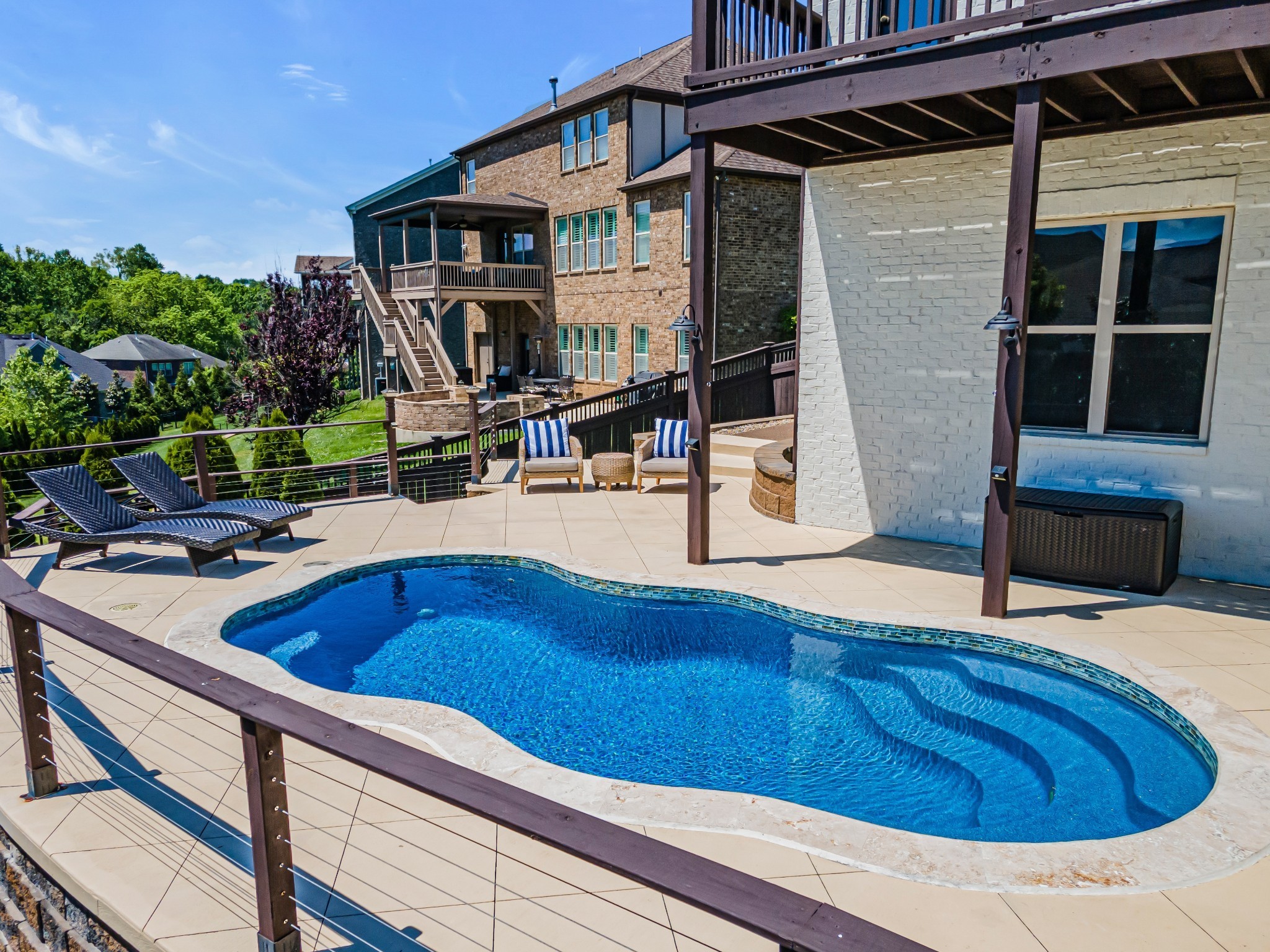 318 Crescent Moon Cir