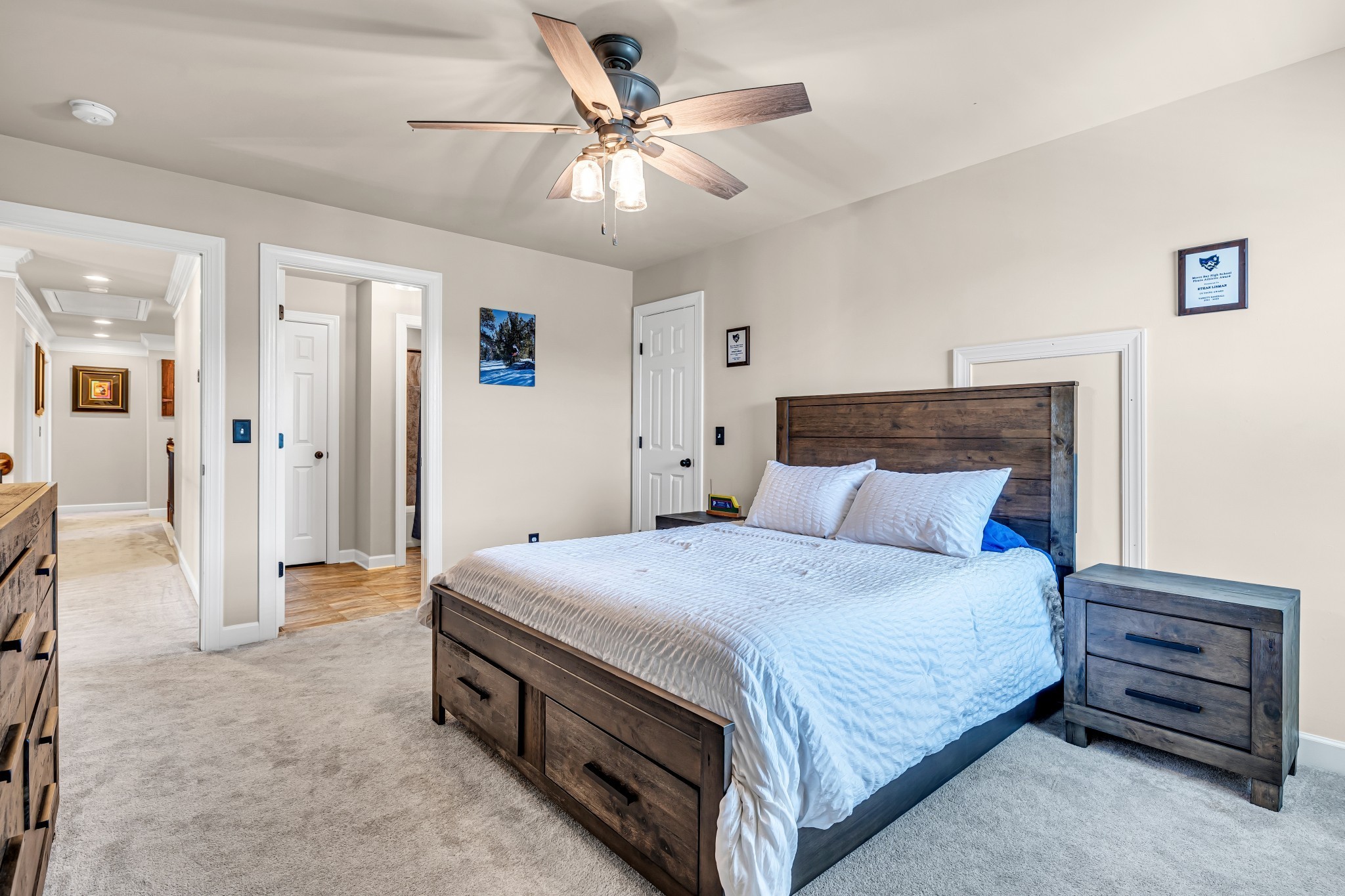 318 Crescent Moon Cir