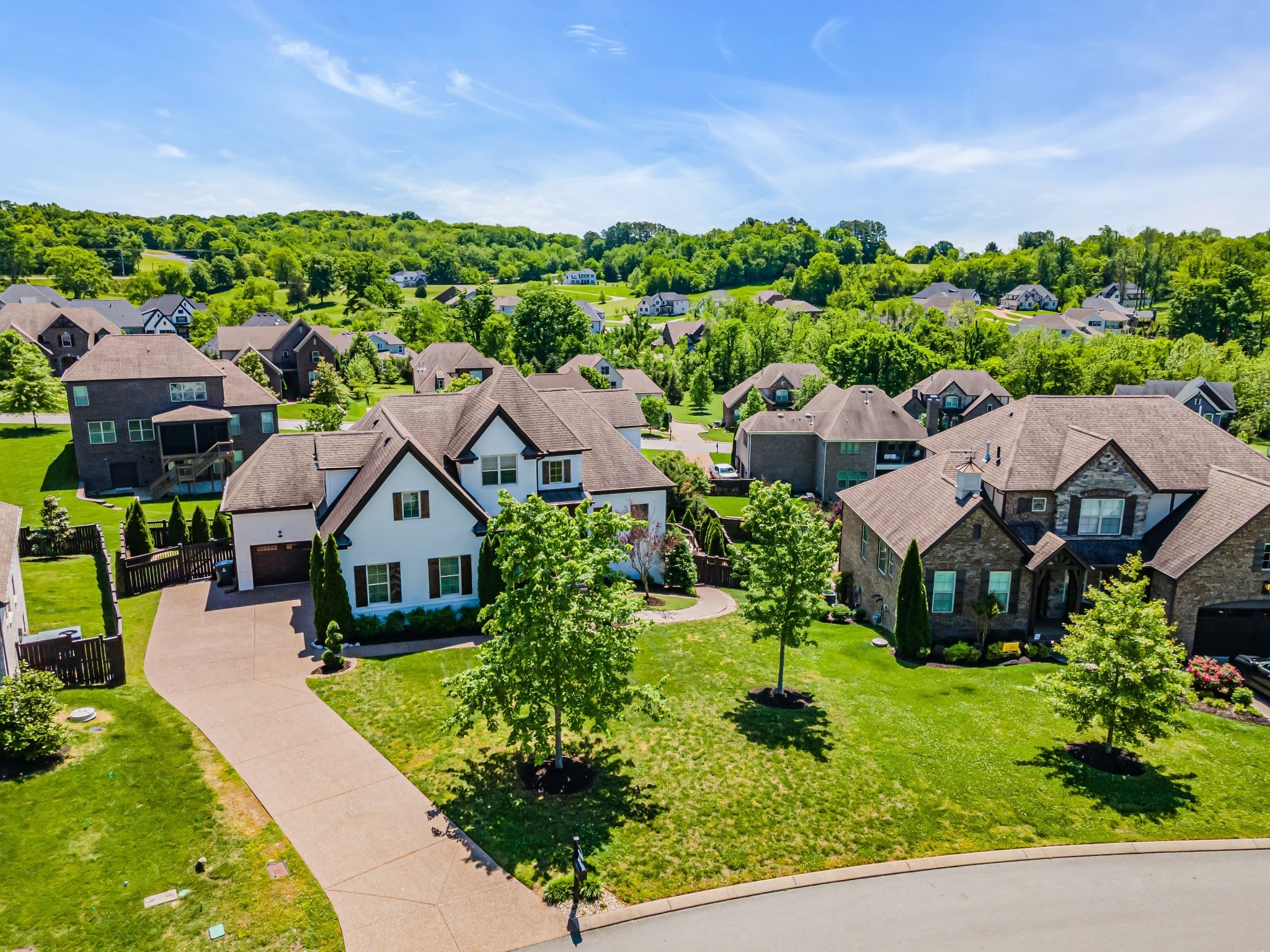 318 Crescent Moon Cir