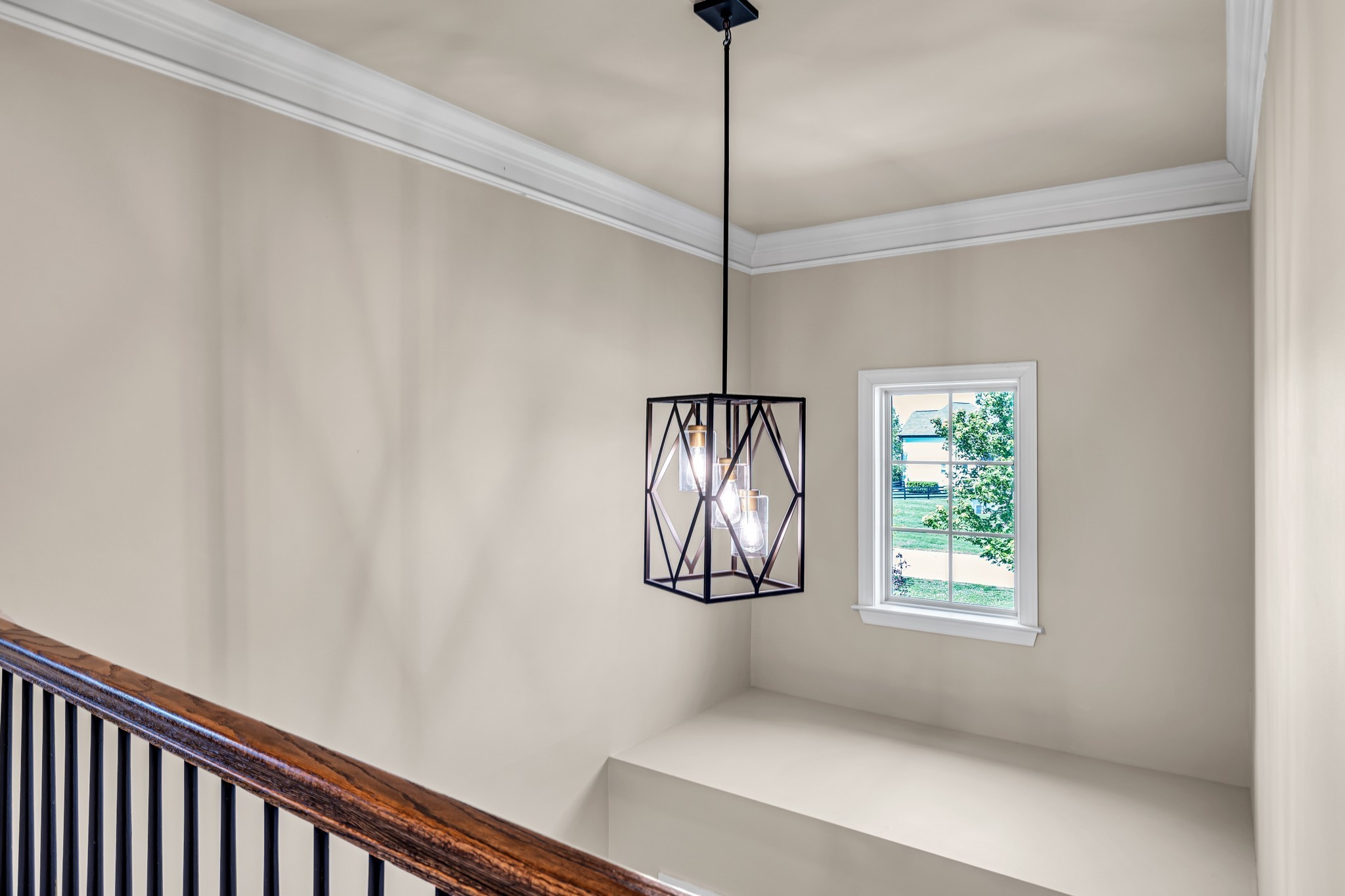 318 Crescent Moon Cir