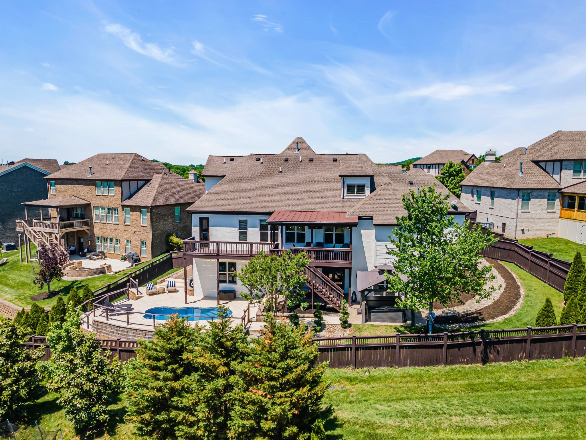 318 Crescent Moon Cir