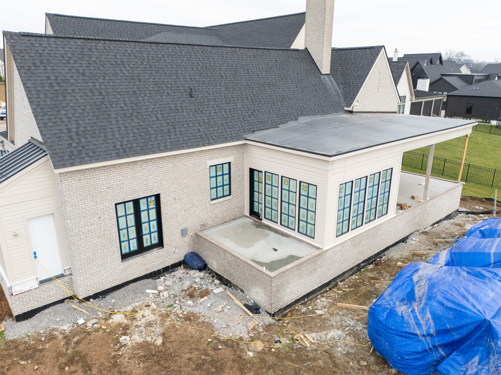 8121 Boiling Springs Pl