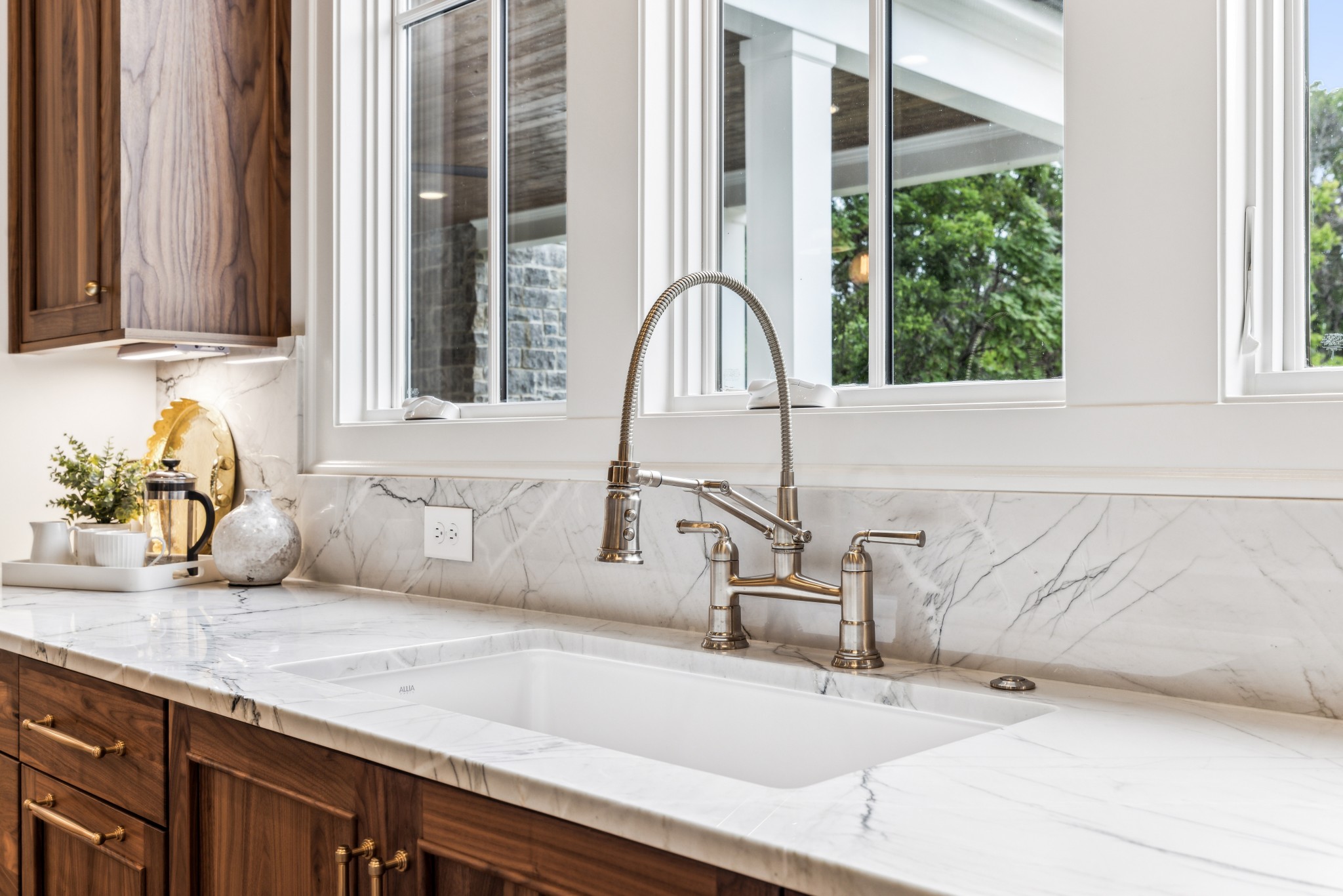 8121 Boiling Springs Pl