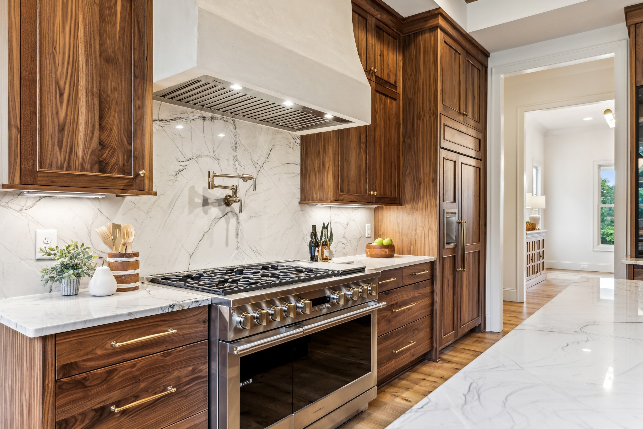 8121 Boiling Springs Pl