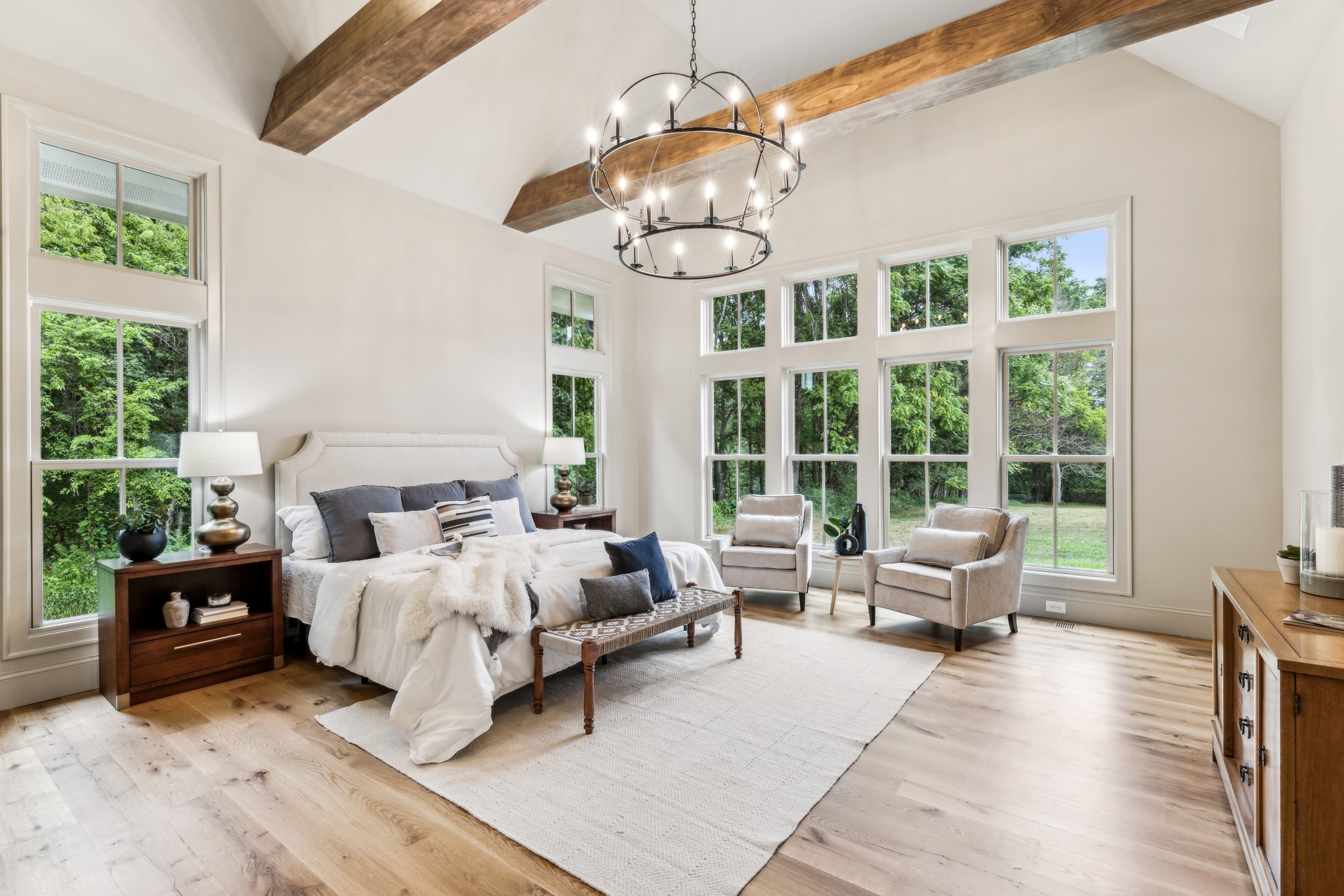 8121 Boiling Springs Pl