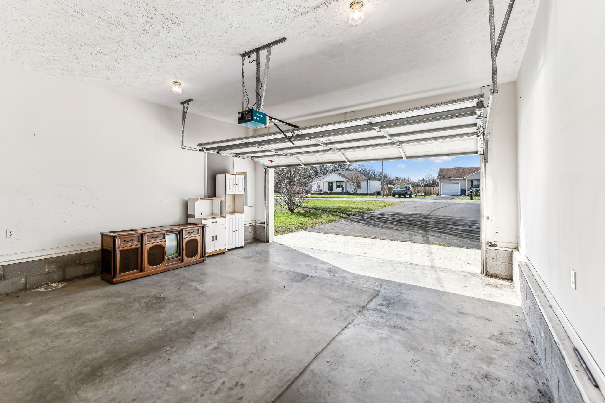 2311 Forrest Fields Dr