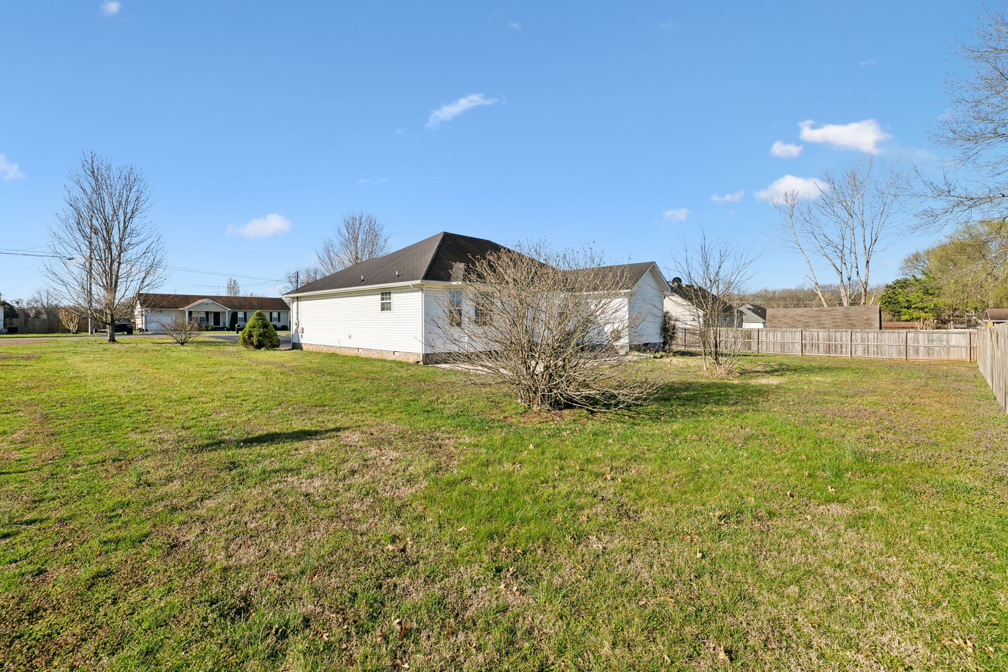 2311 Forrest Fields Dr