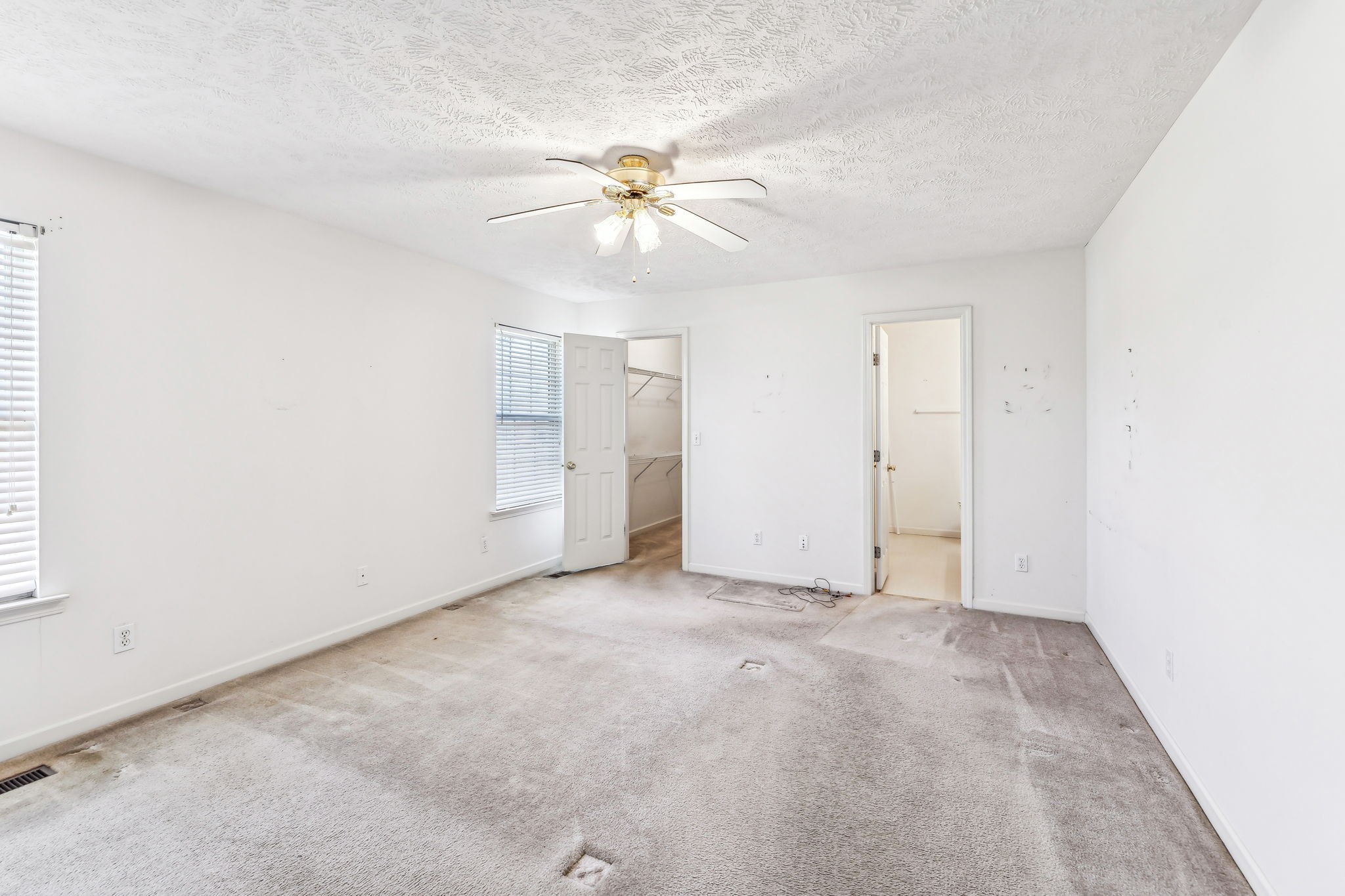 2311 Forrest Fields Dr