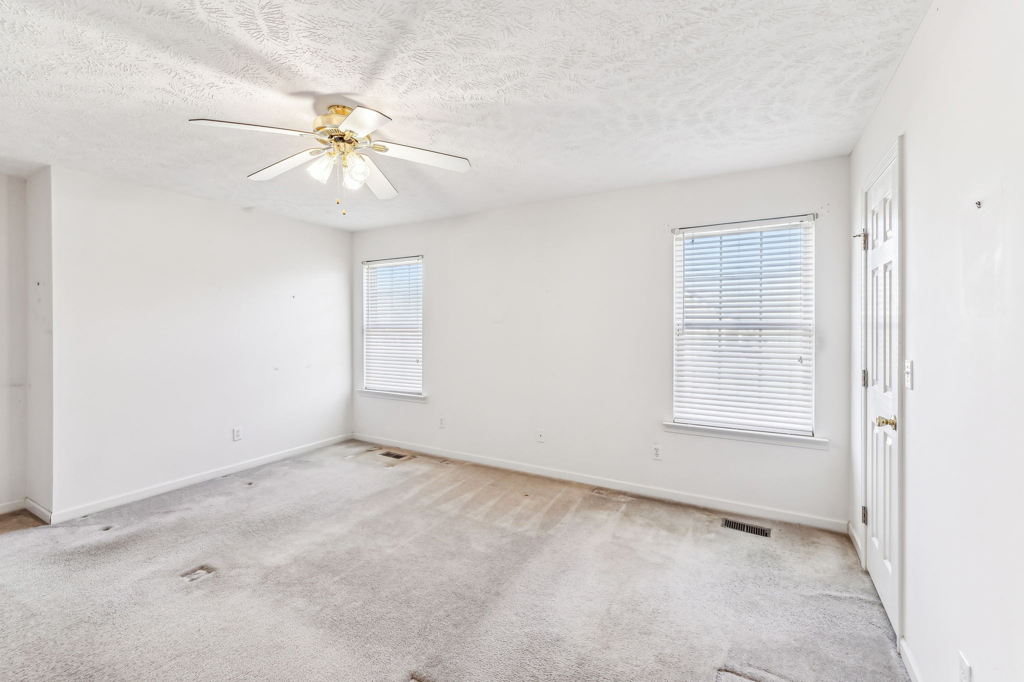 2311 Forrest Fields Dr