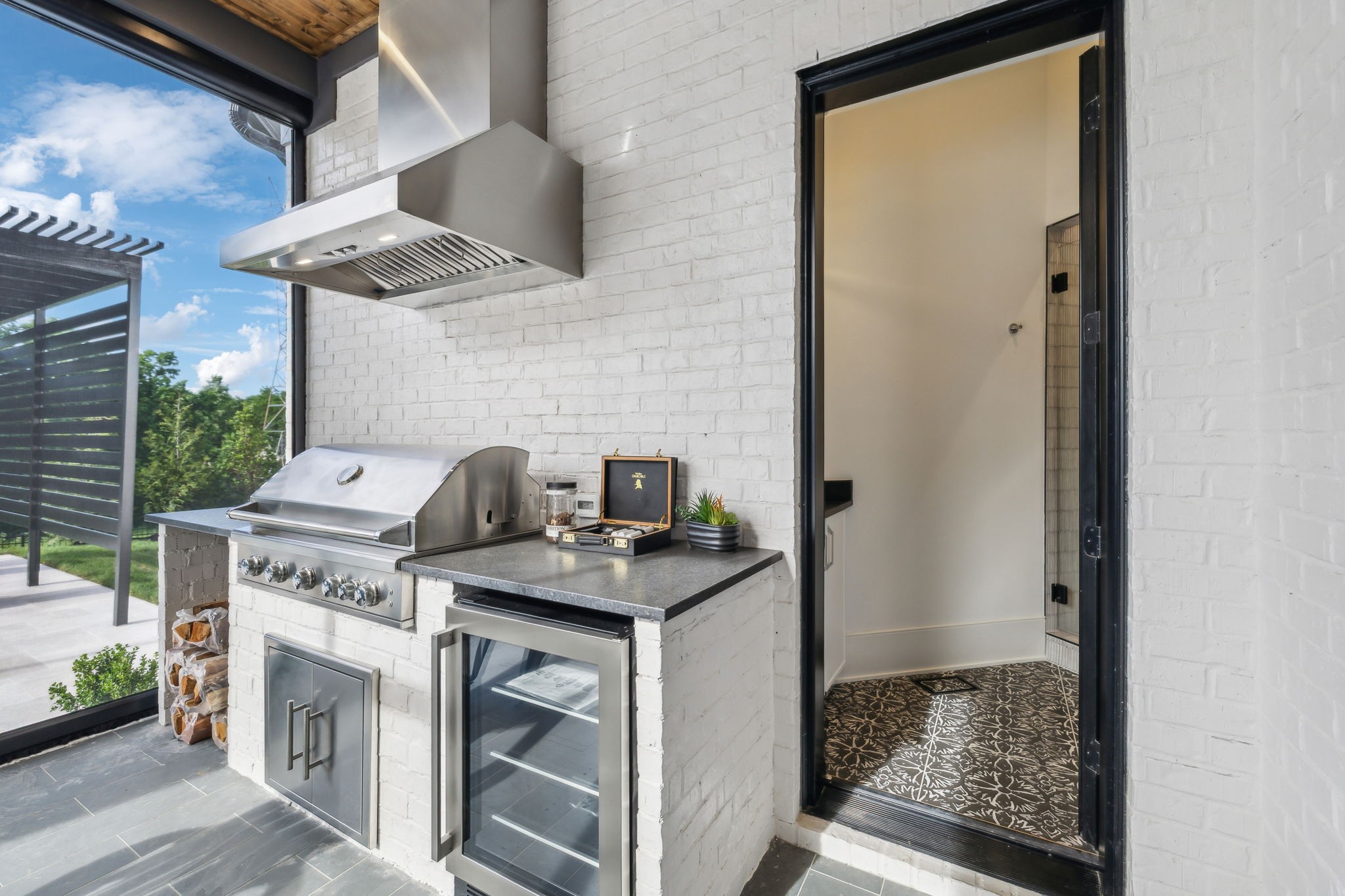 8104 Turning Point Dr