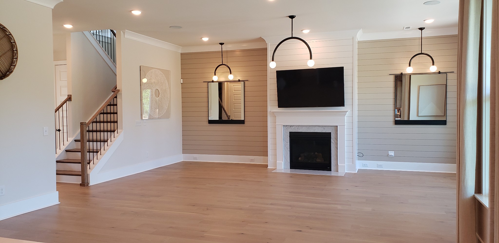 7293 Fiddlers Glen Dr