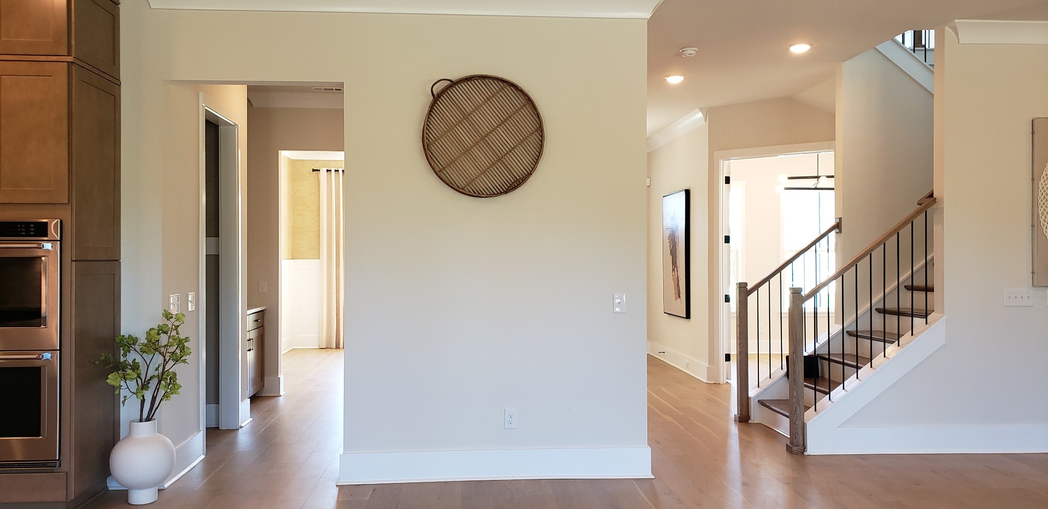 7293 Fiddlers Glen Dr